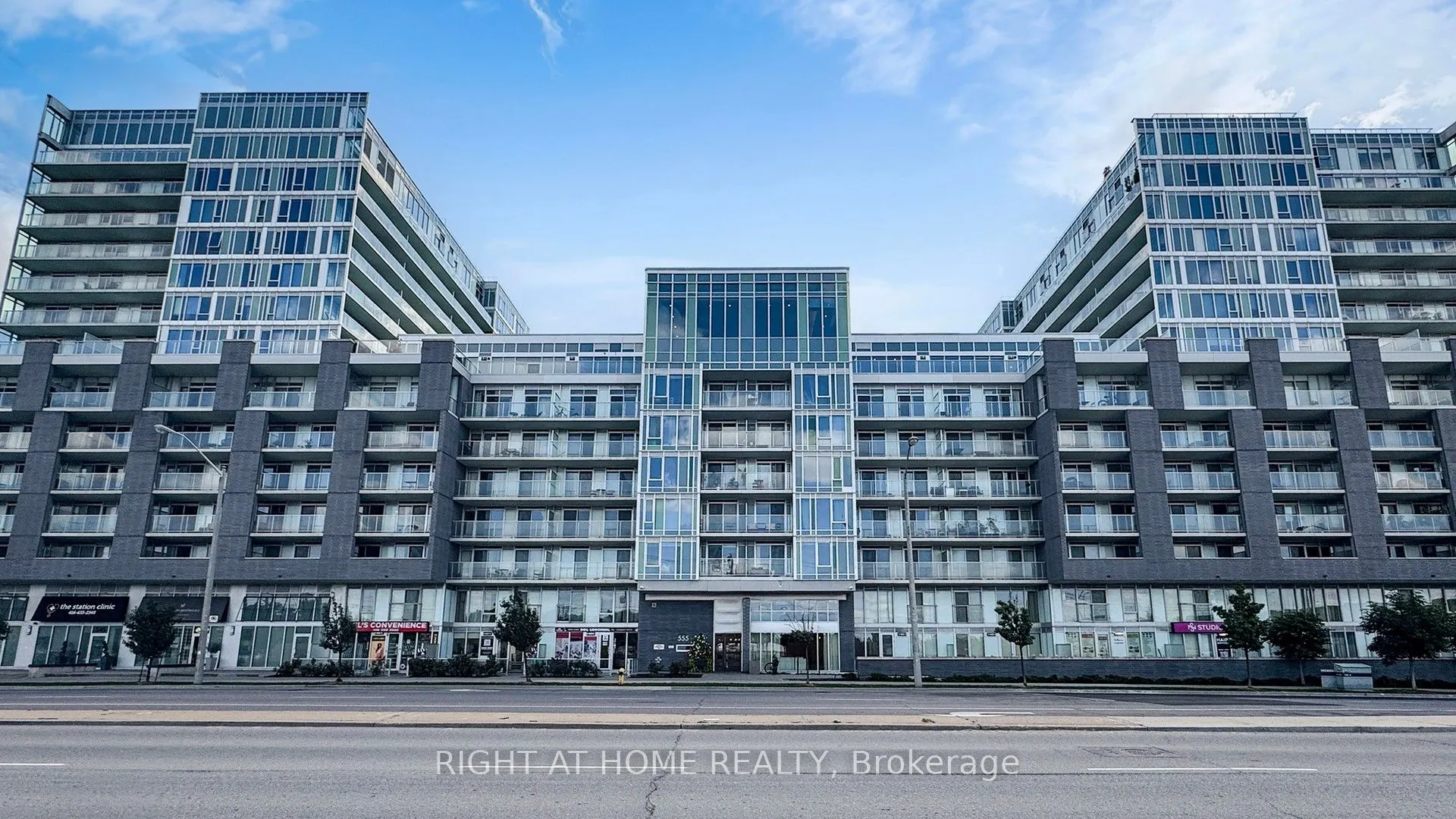 555 Wilson Avenue, #E1208