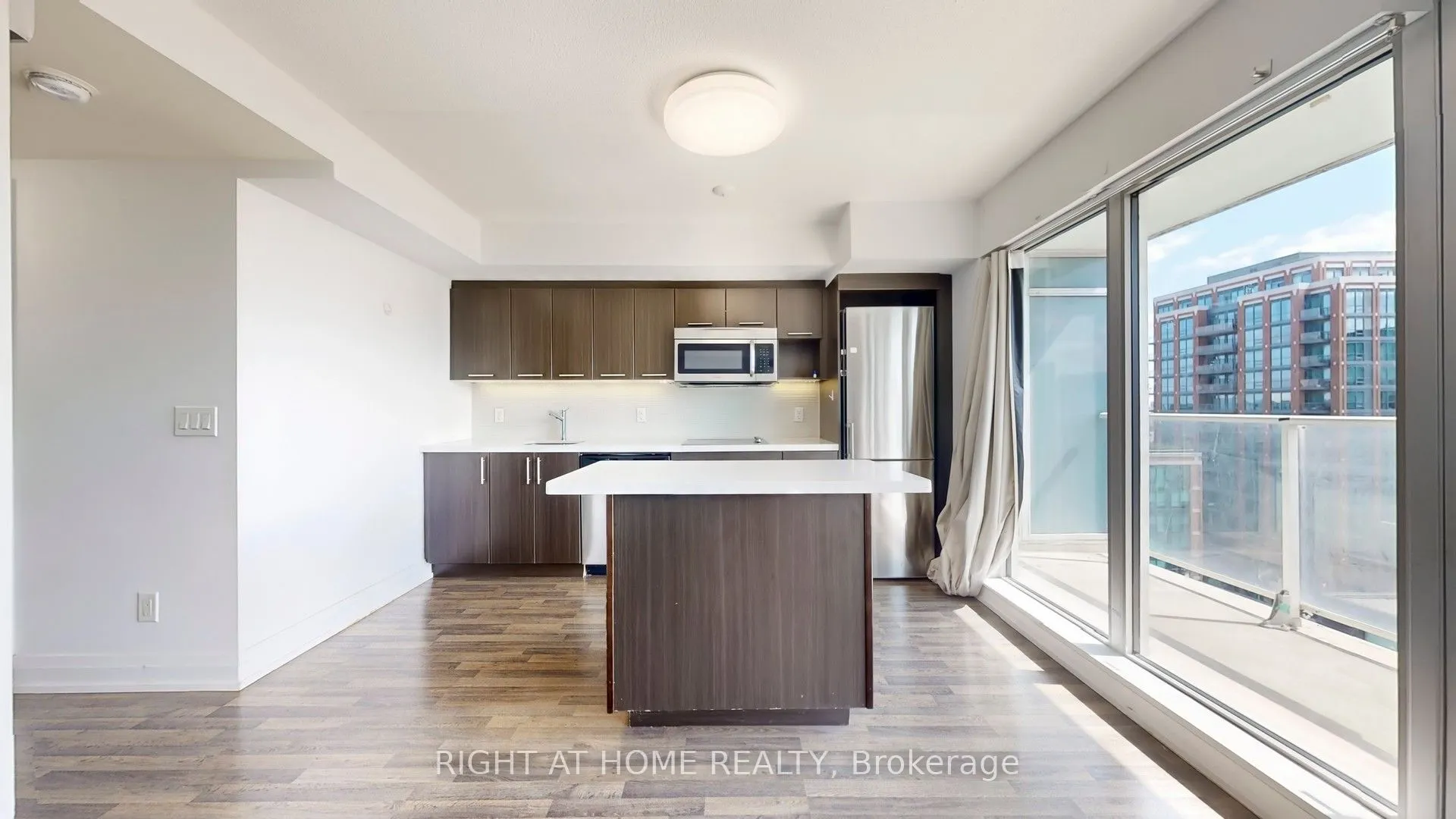 555 Wilson Avenue, #E1208