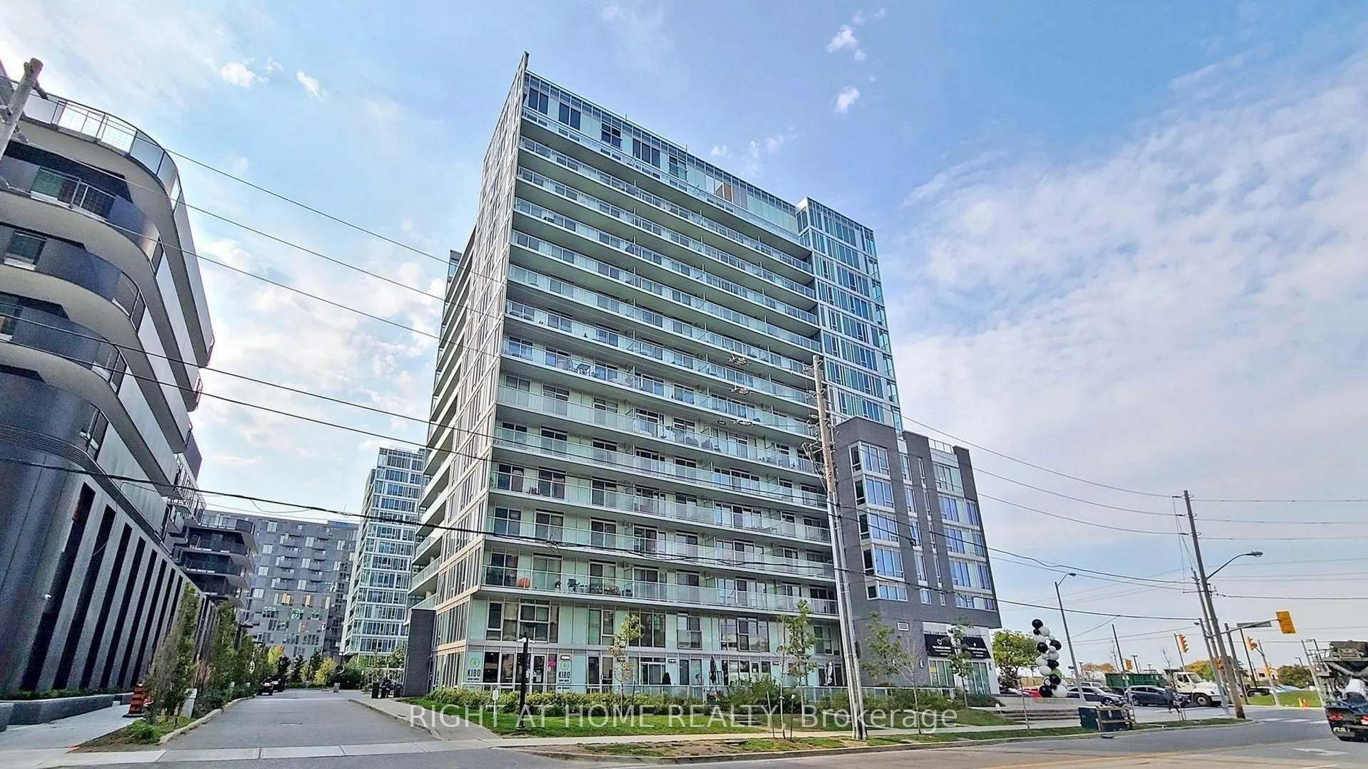 555 Wilson Avenue, #E1208