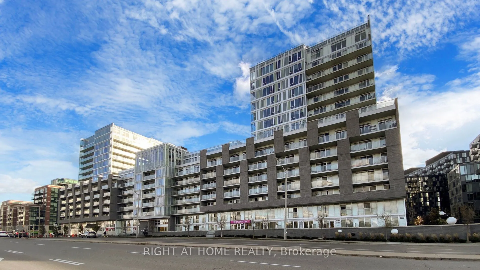 555 Wilson Avenue, #E1208