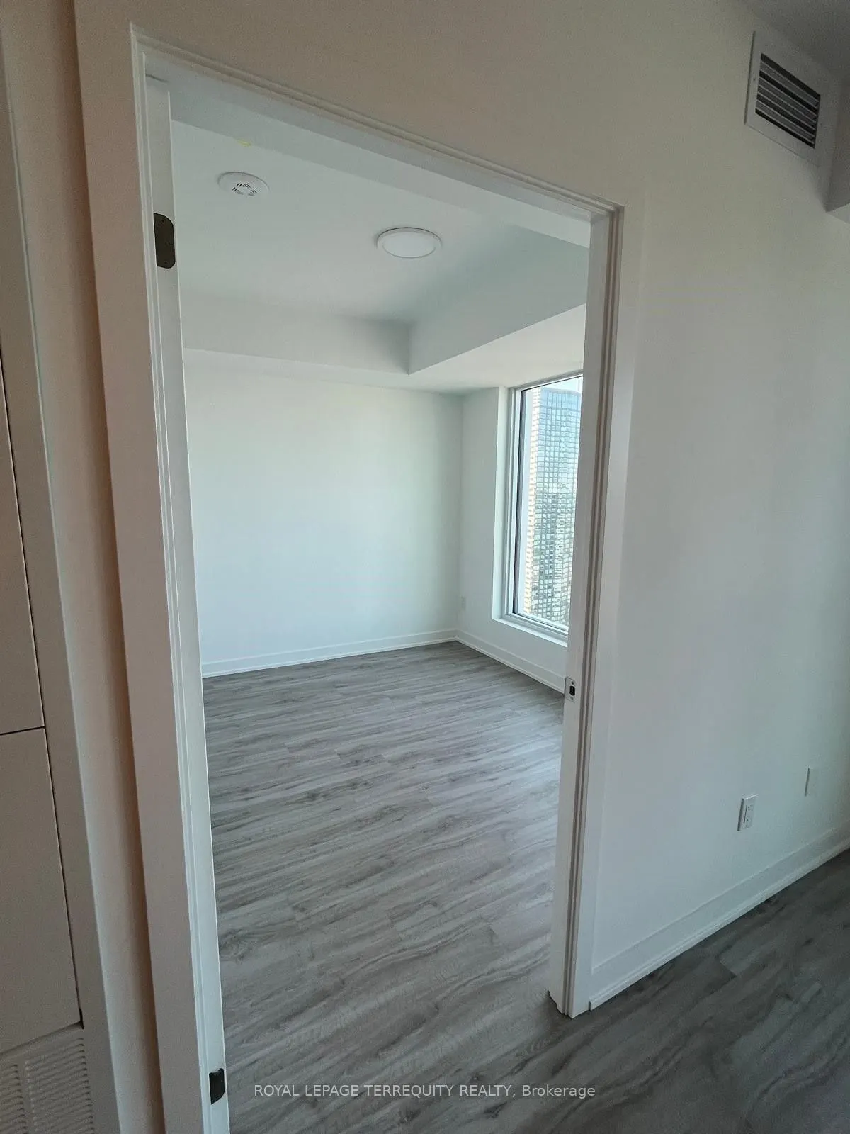252 Church Street, #5601