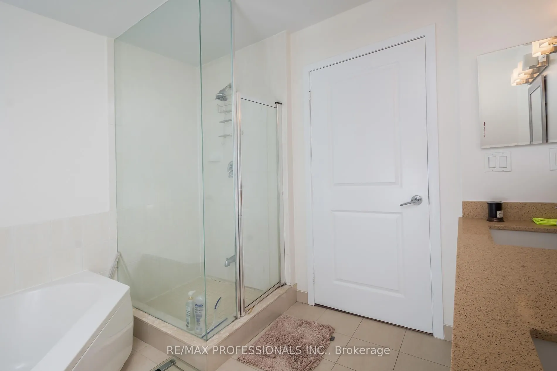 4978 Yonge Street, #PH 305