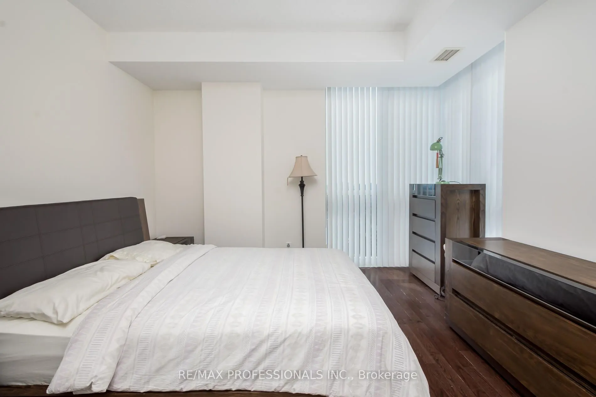 4978 Yonge Street, #PH 305