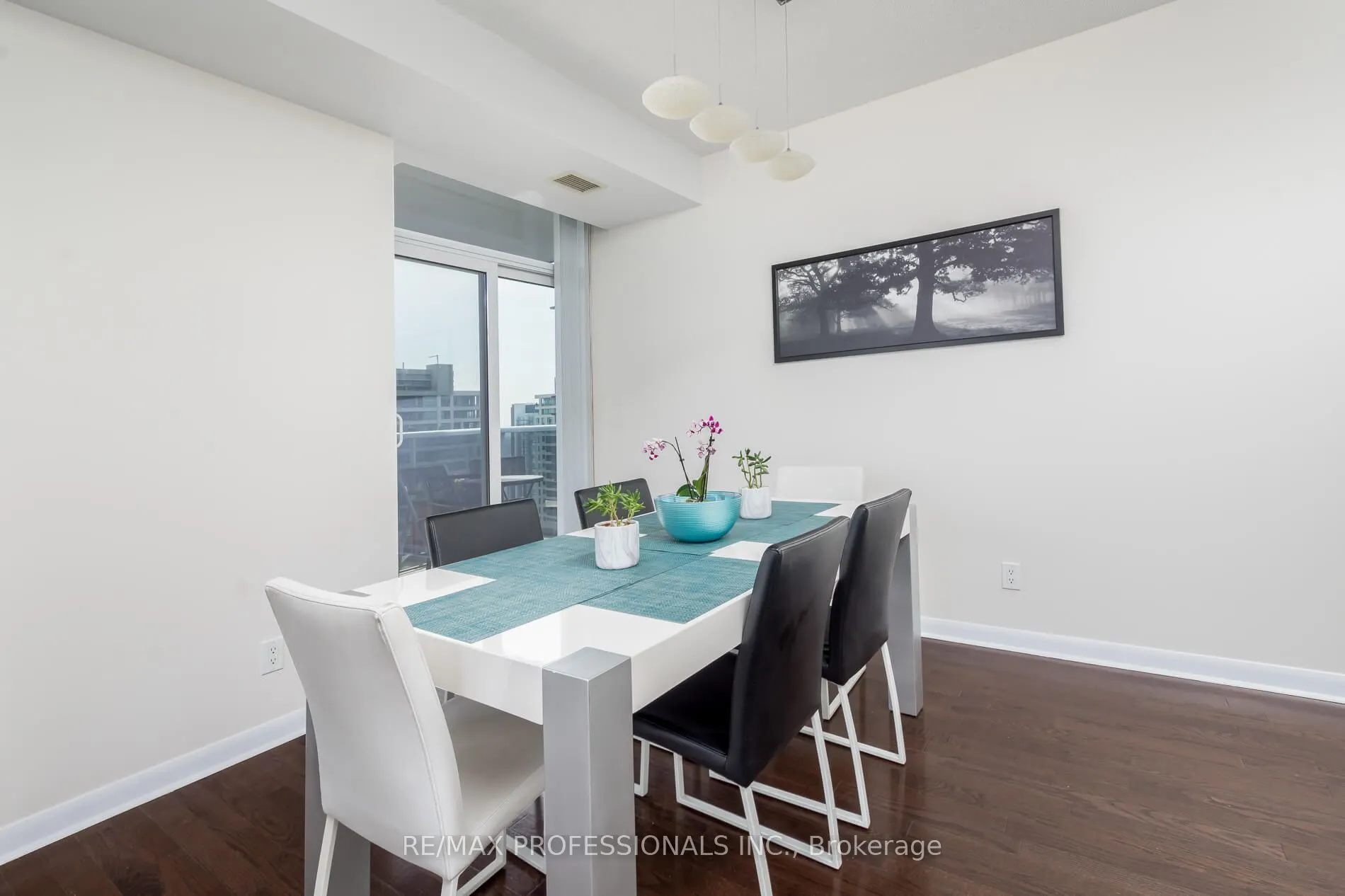4978 Yonge Street, #PH 305