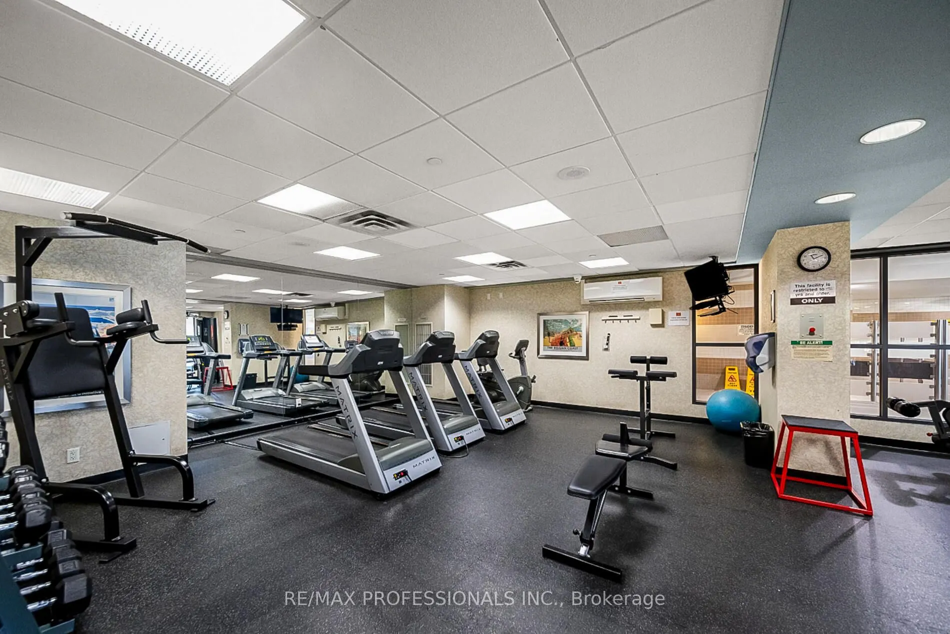 4978 Yonge Street, #PH 305