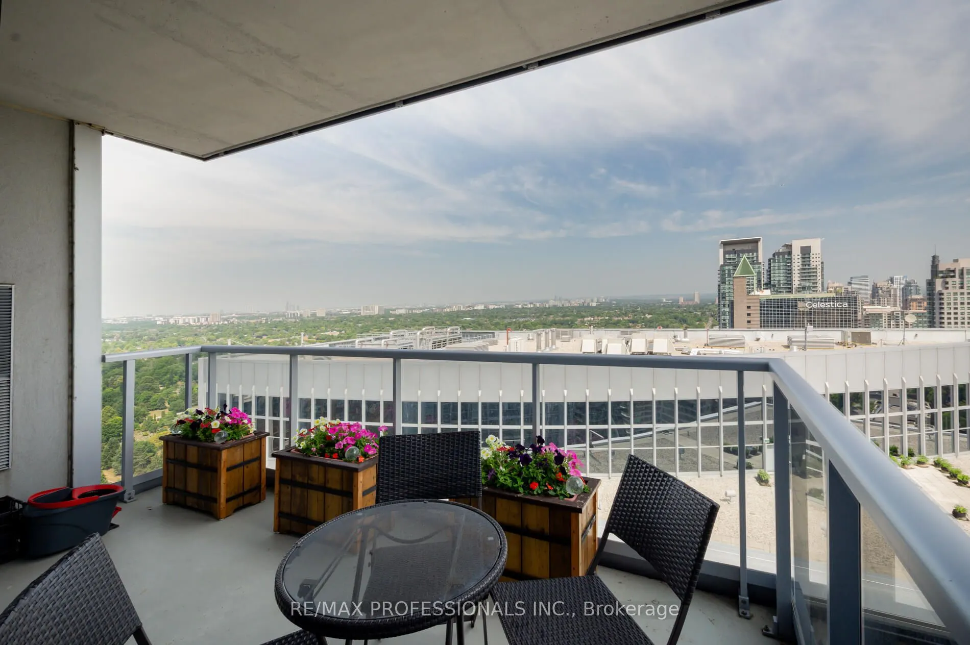 4978 Yonge Street, #PH 305