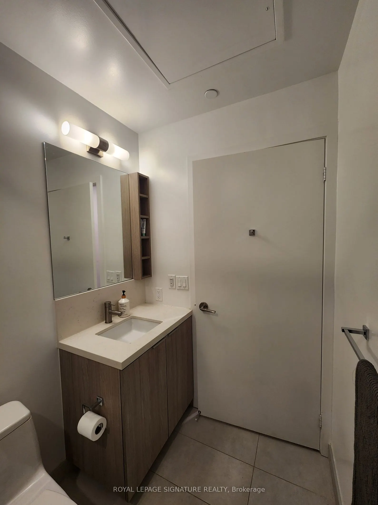 2020 Bathurst Street N, #1112