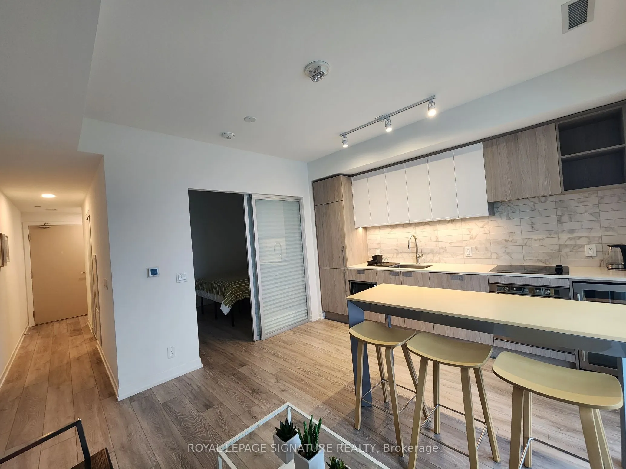 2020 Bathurst Street N, #1112