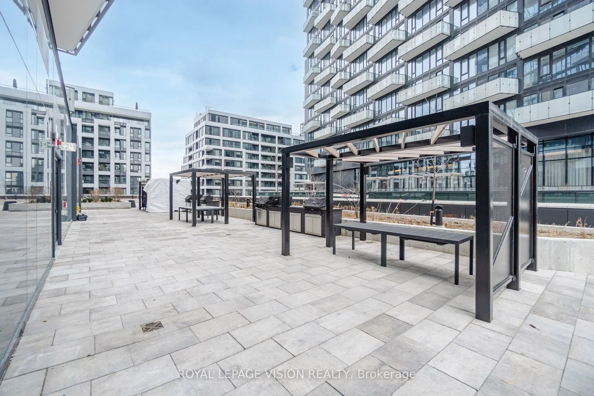 470 Front Street W, #3010