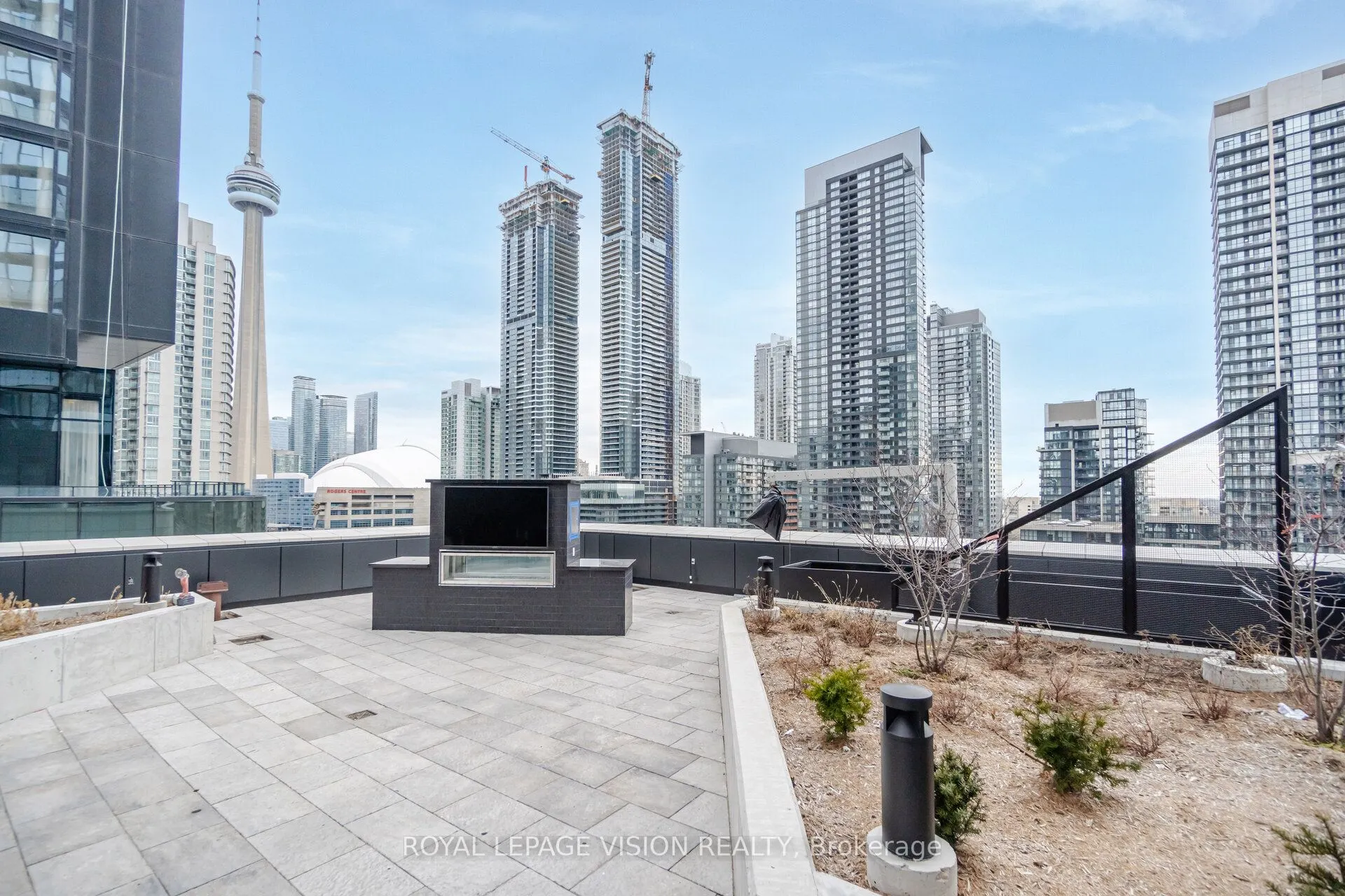 470 Front Street W, #3010