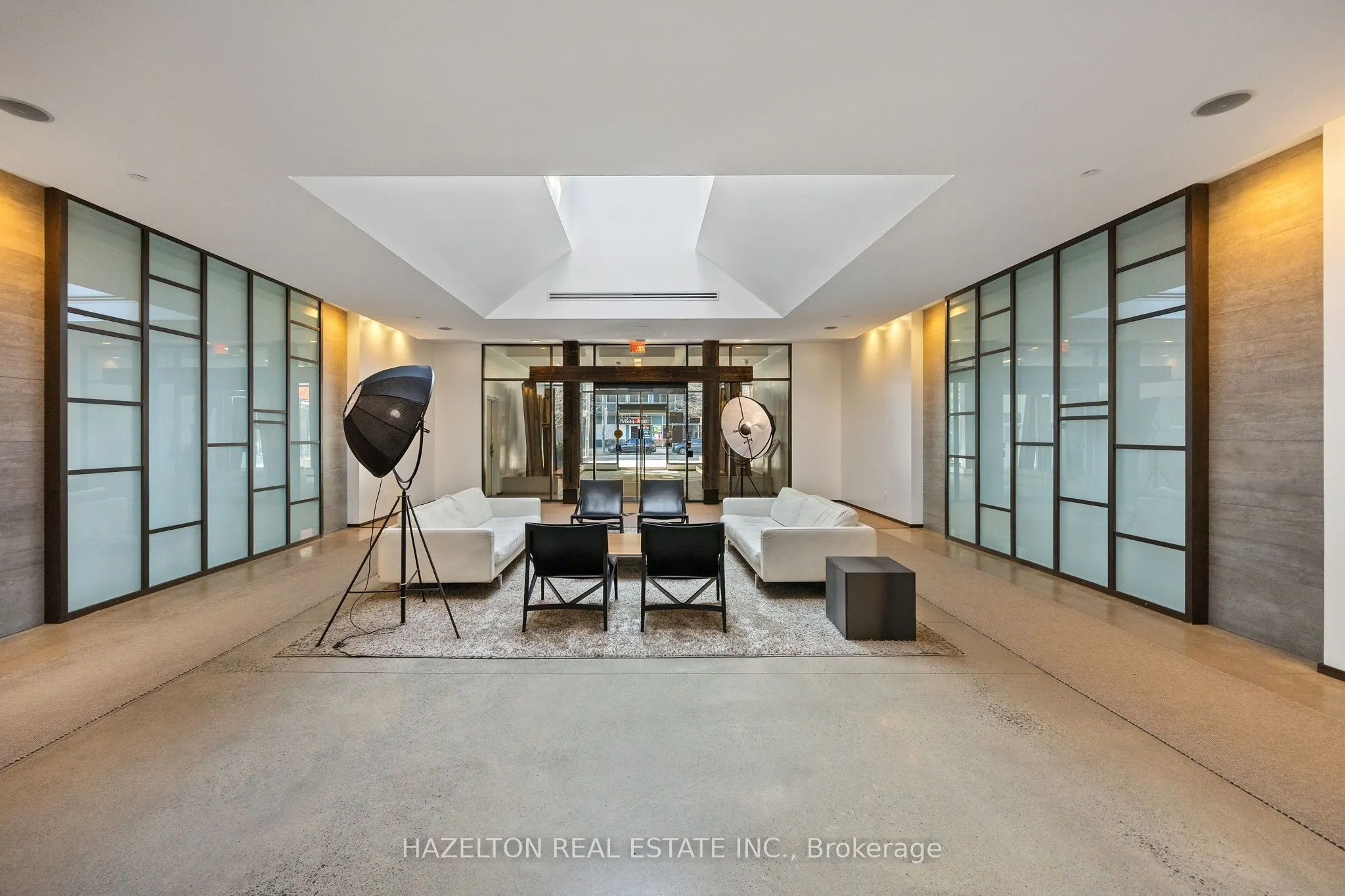 1030 King Street, #334