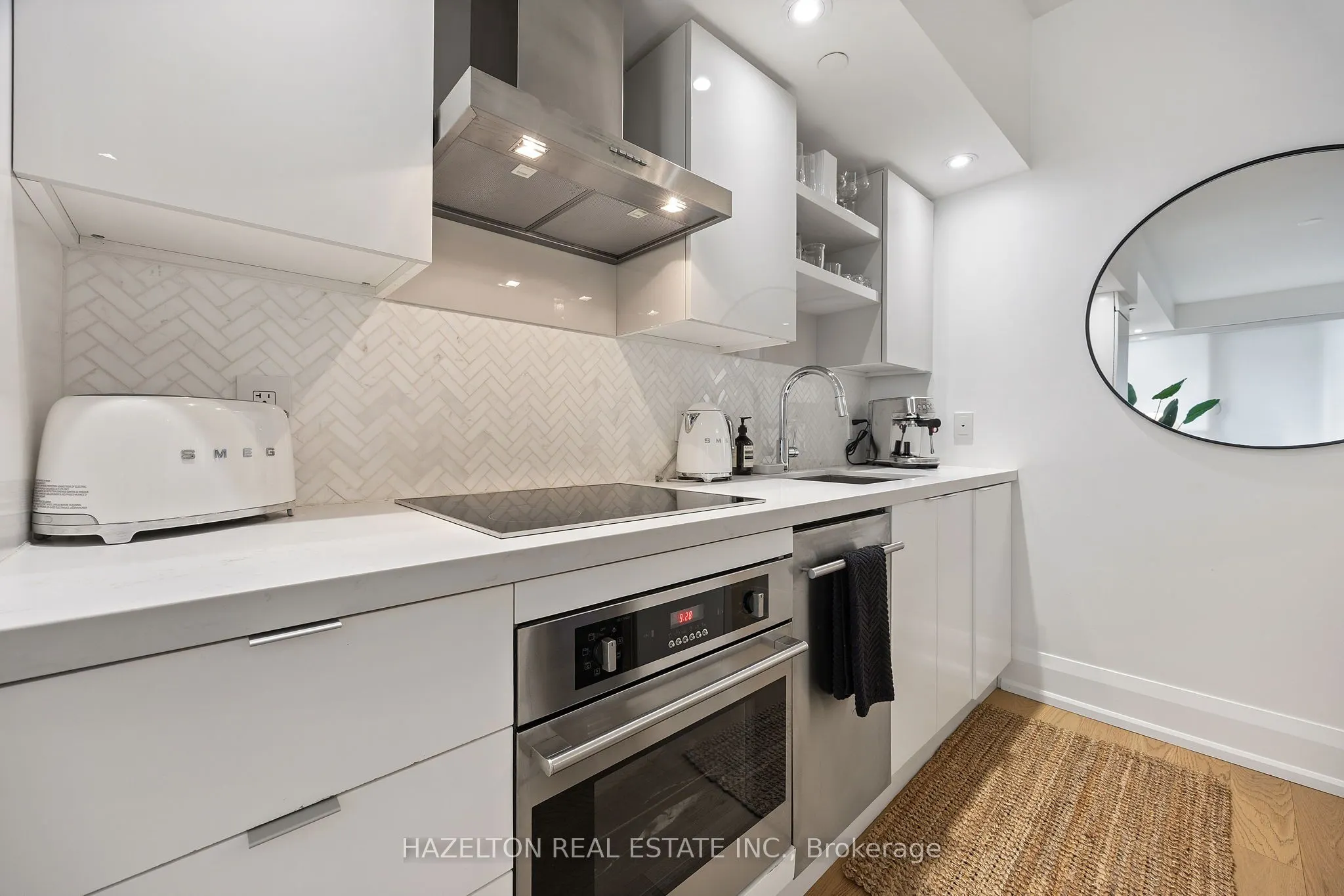 1030 King Street, #334