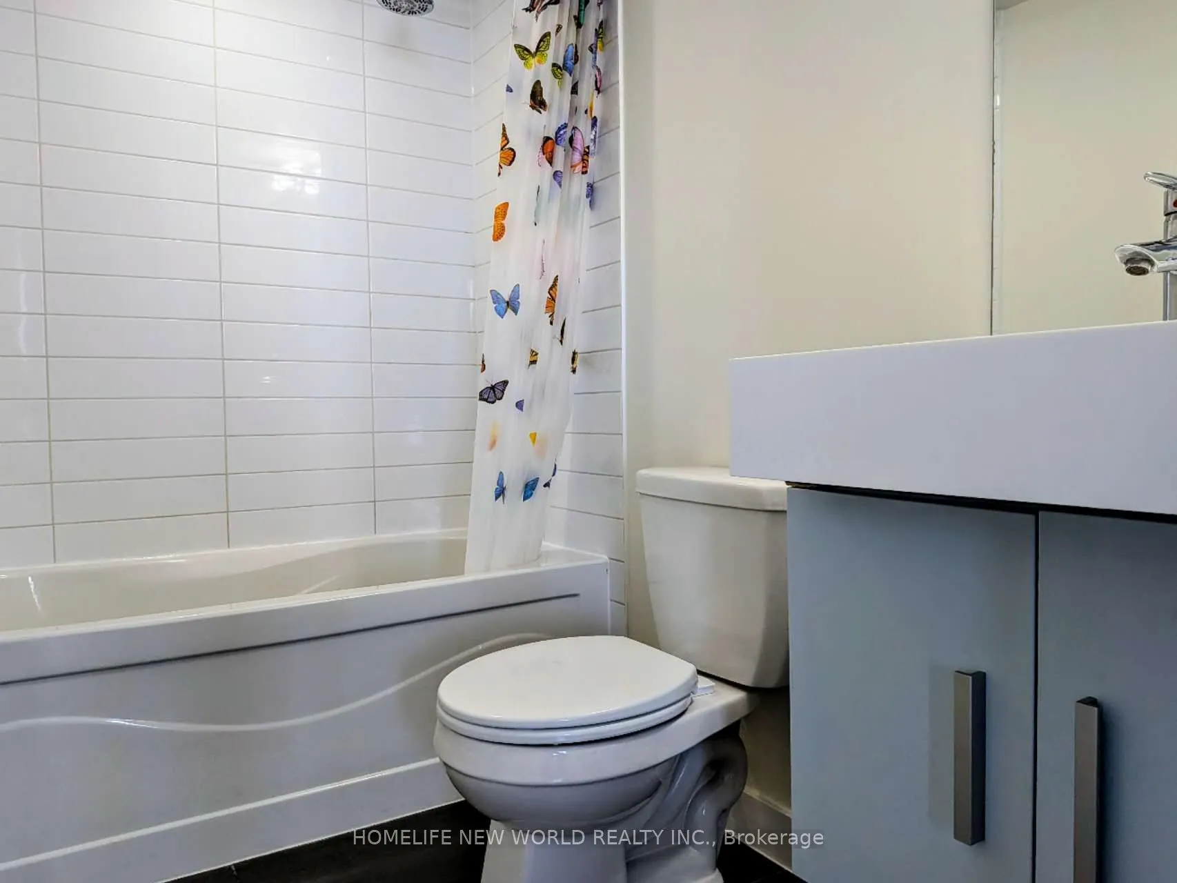 38 Dan Leckie Way, #2512