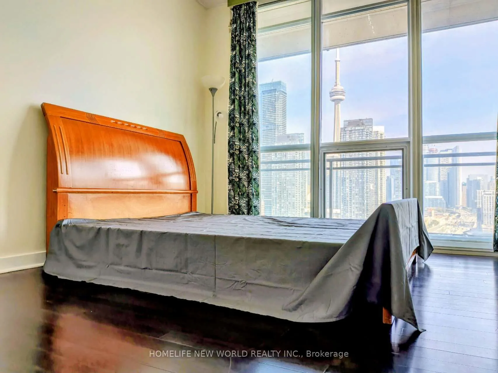 38 Dan Leckie Way, #2512
