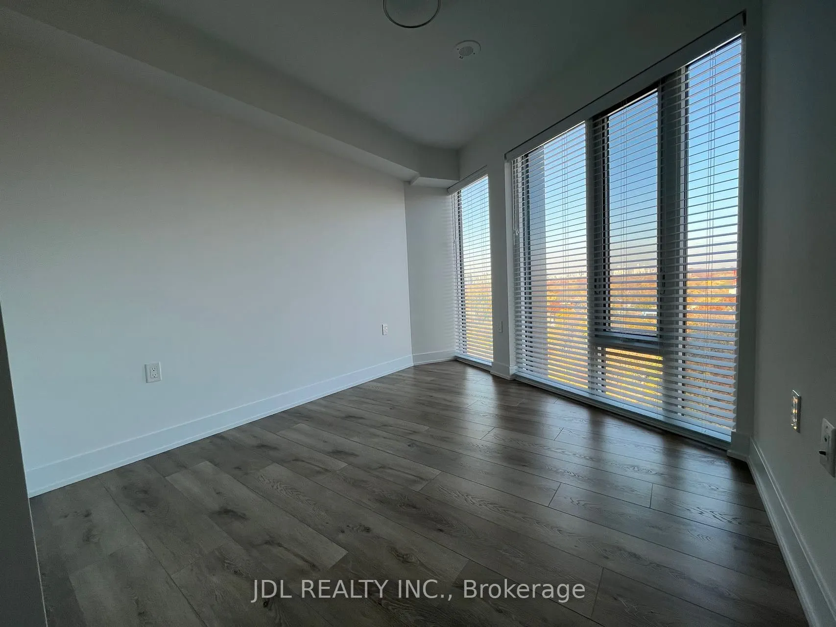 575 Bloor Street E, #1102