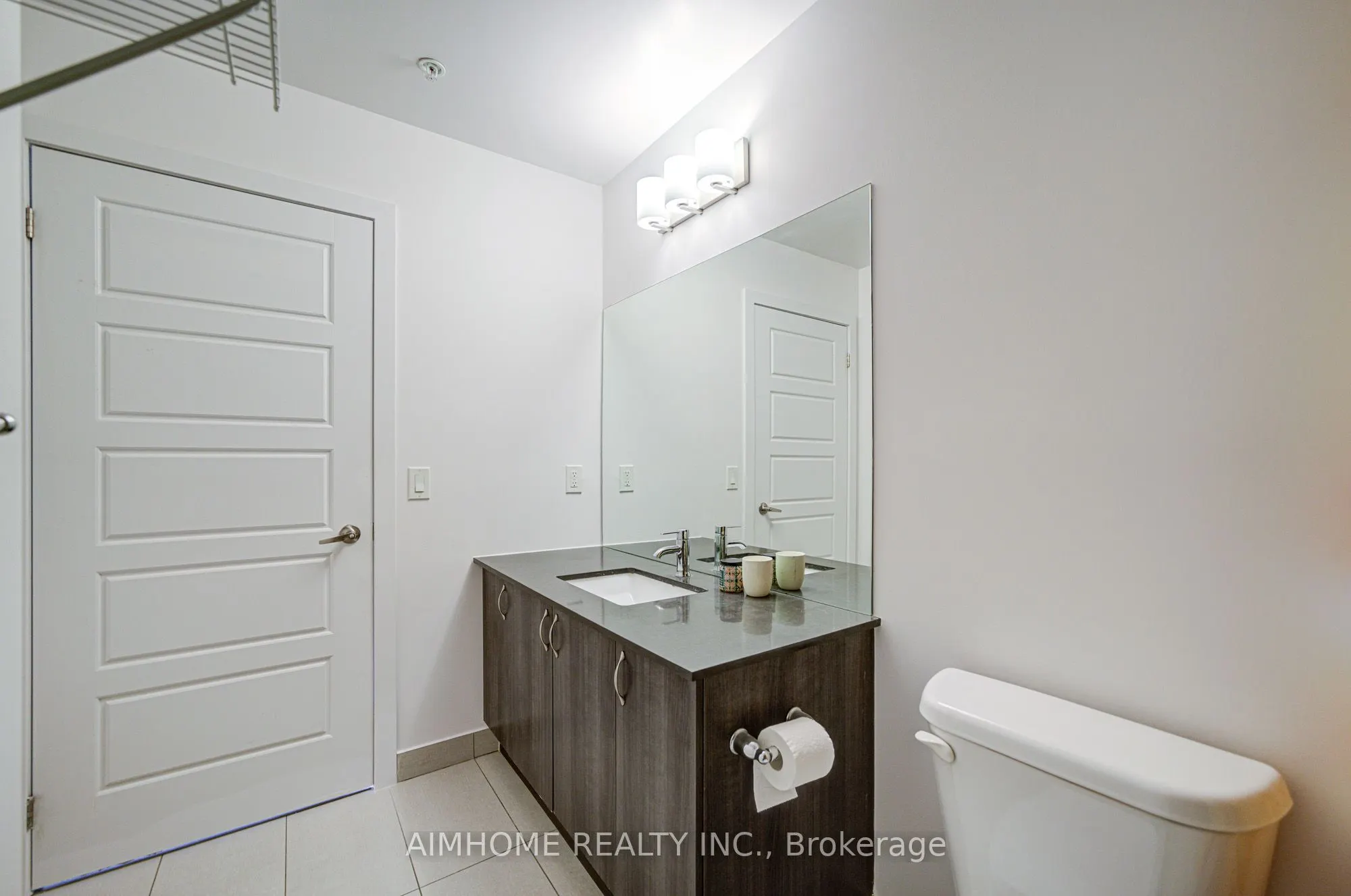 7 Kenaston Garden, #321