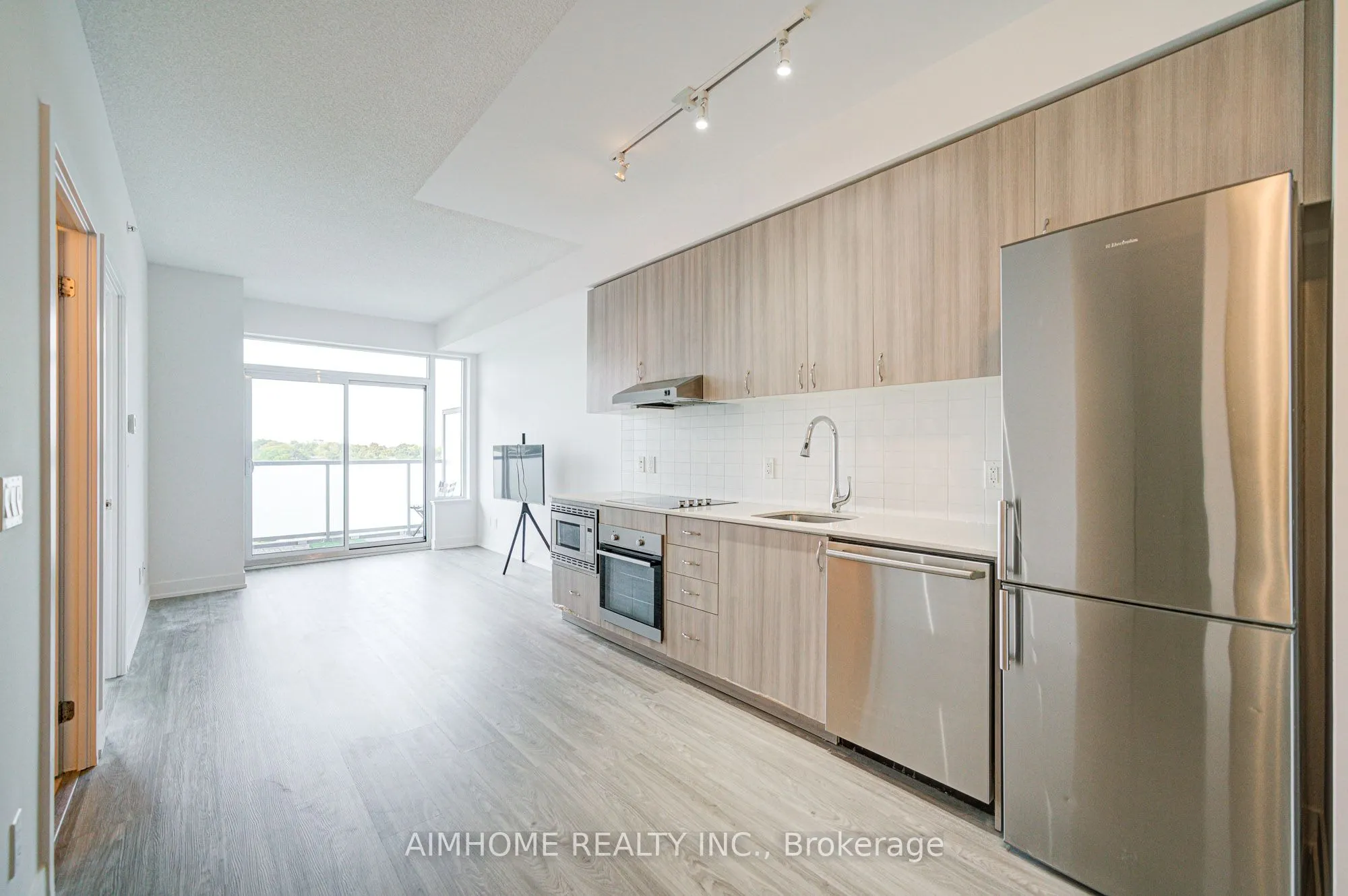 7 Kenaston Garden, #321
