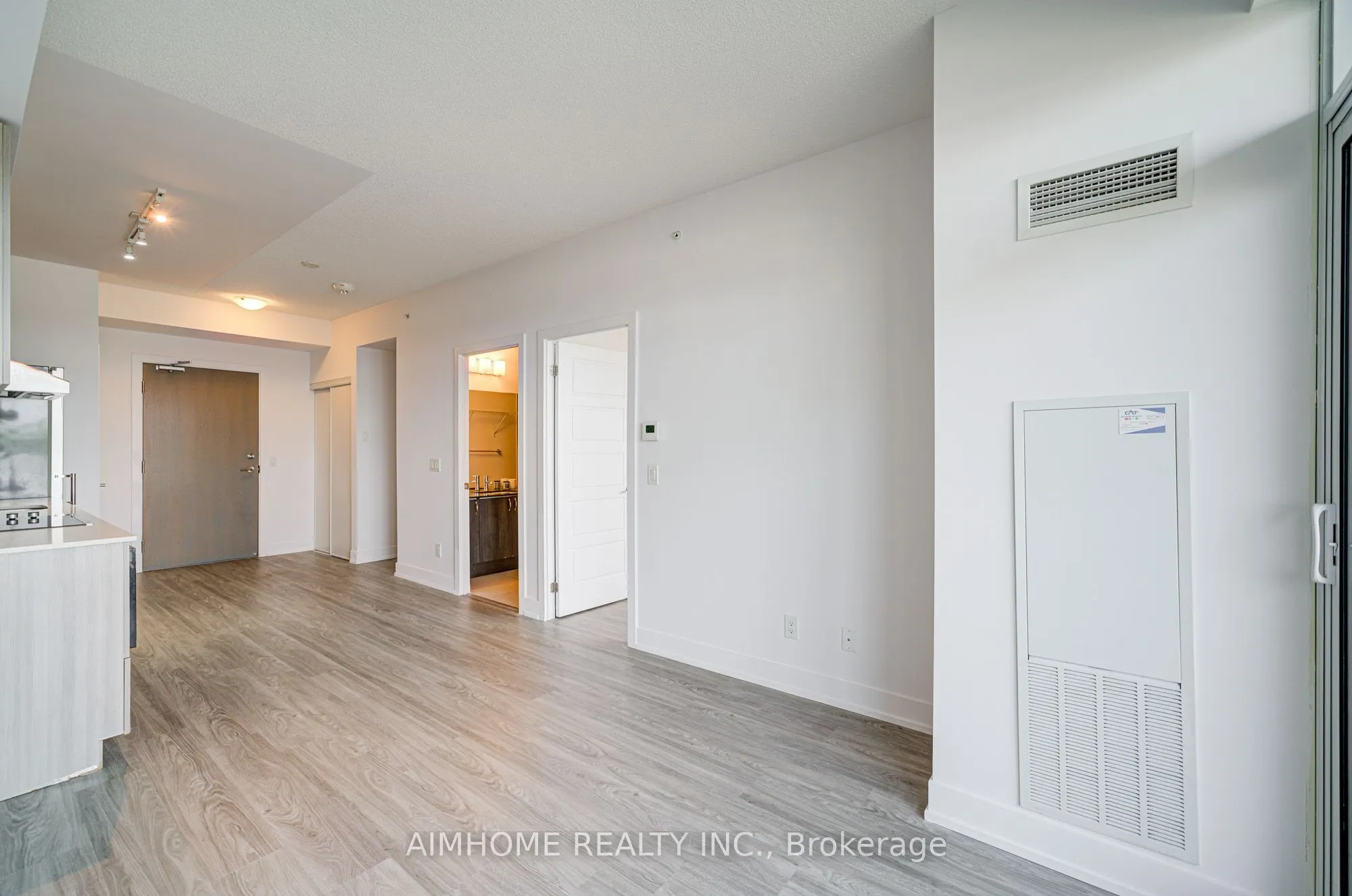 7 Kenaston Garden, #321