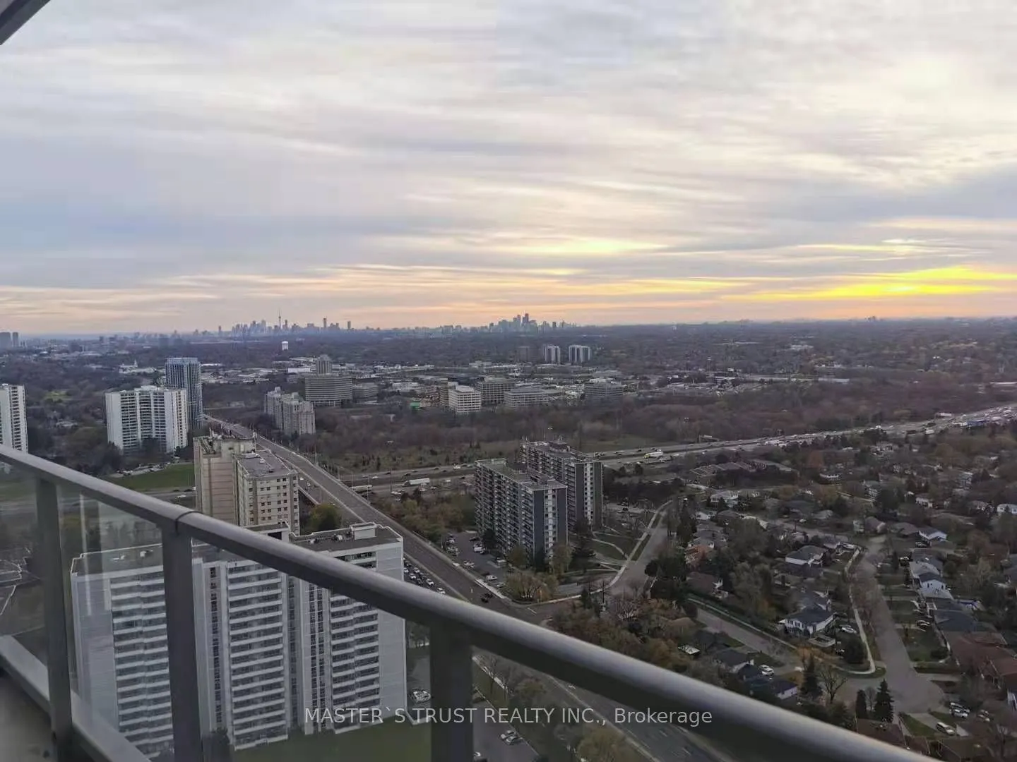 32 Forest Manor Road, #3110
