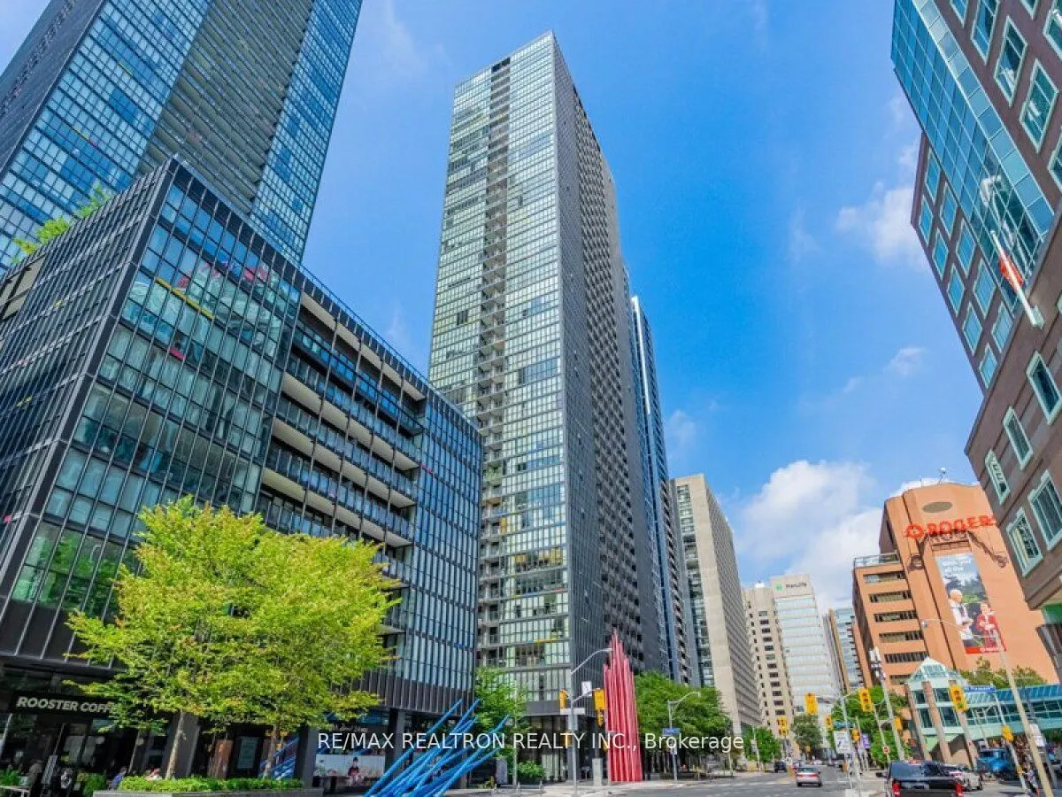 110 Charles Street E, #1902