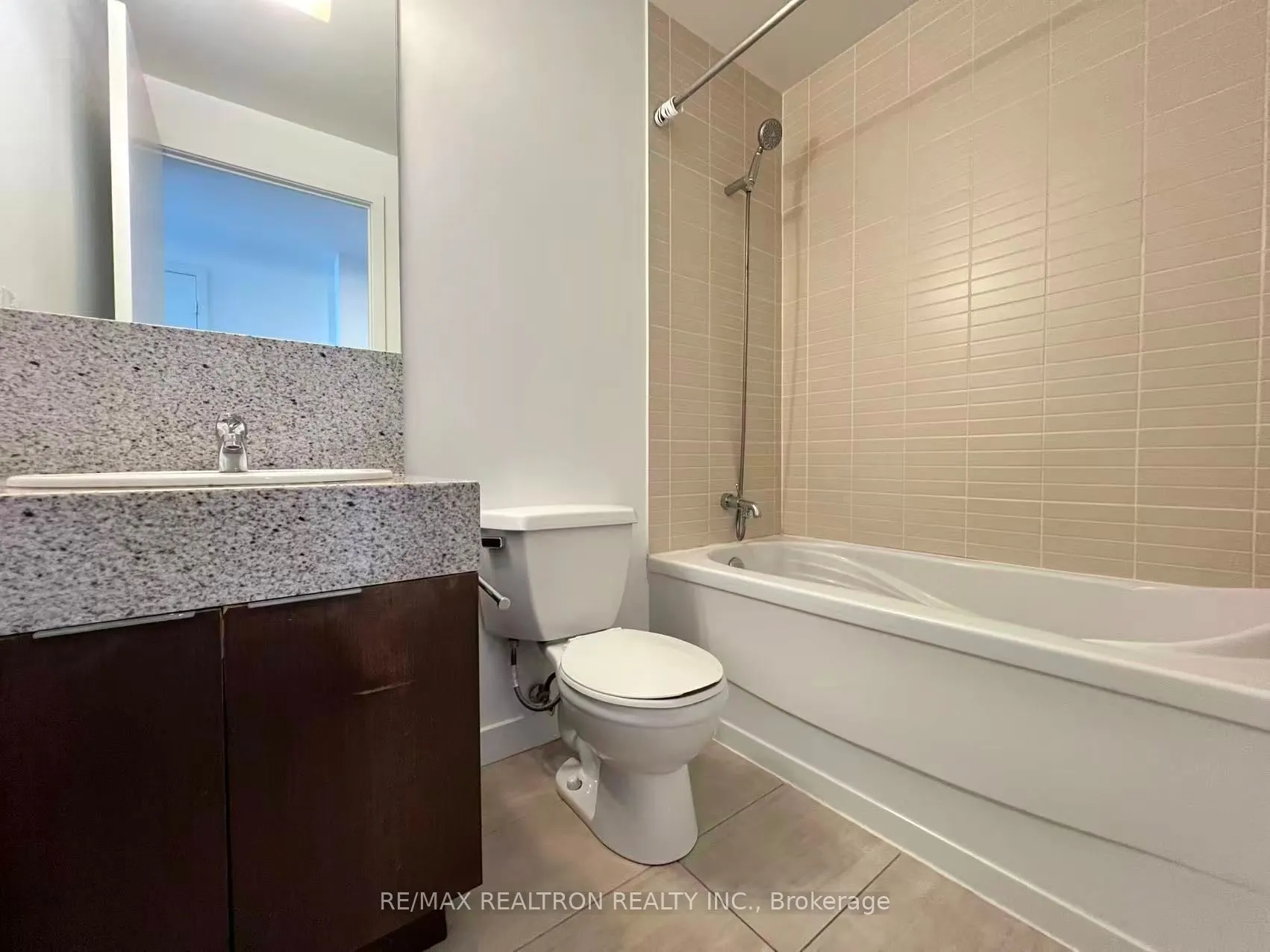 110 Charles Street E, #1902
