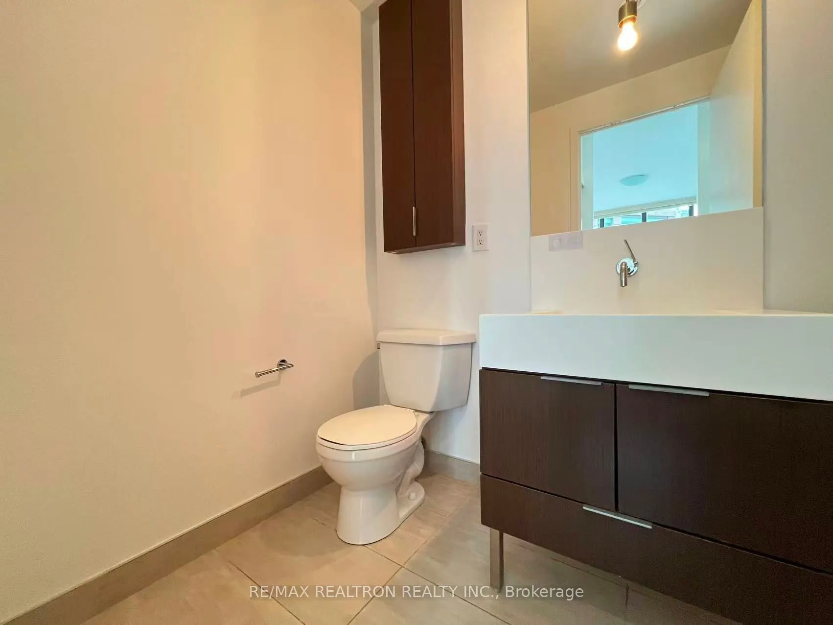 110 Charles Street E, #1902