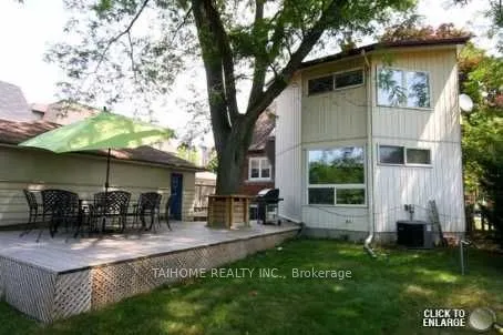 6 Vonda Avenue