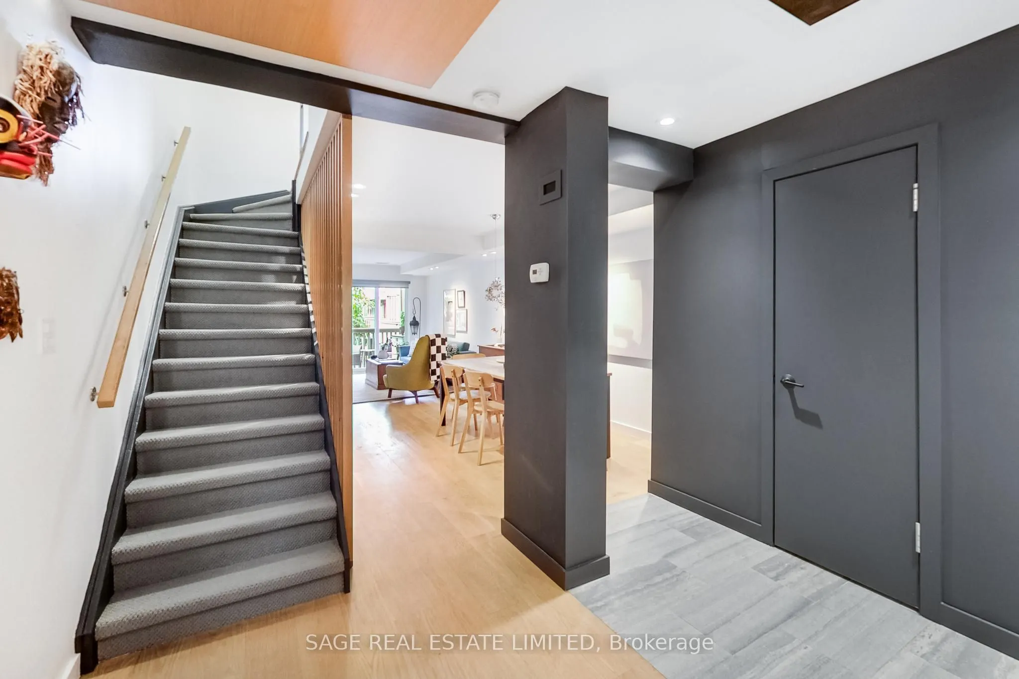 6 Shank Street W, #5