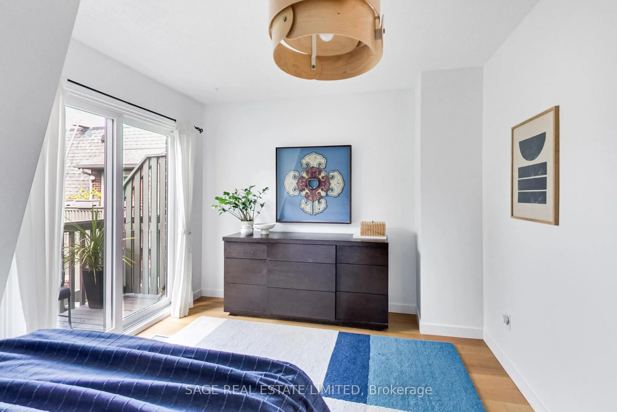 6 Shank Street W, #5