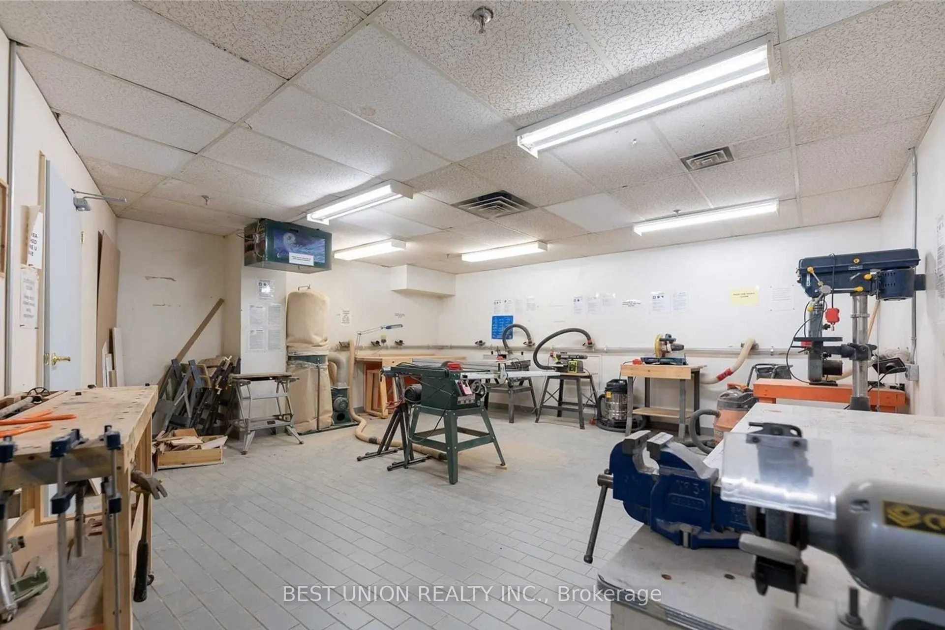 77 Maitland Place, #1209