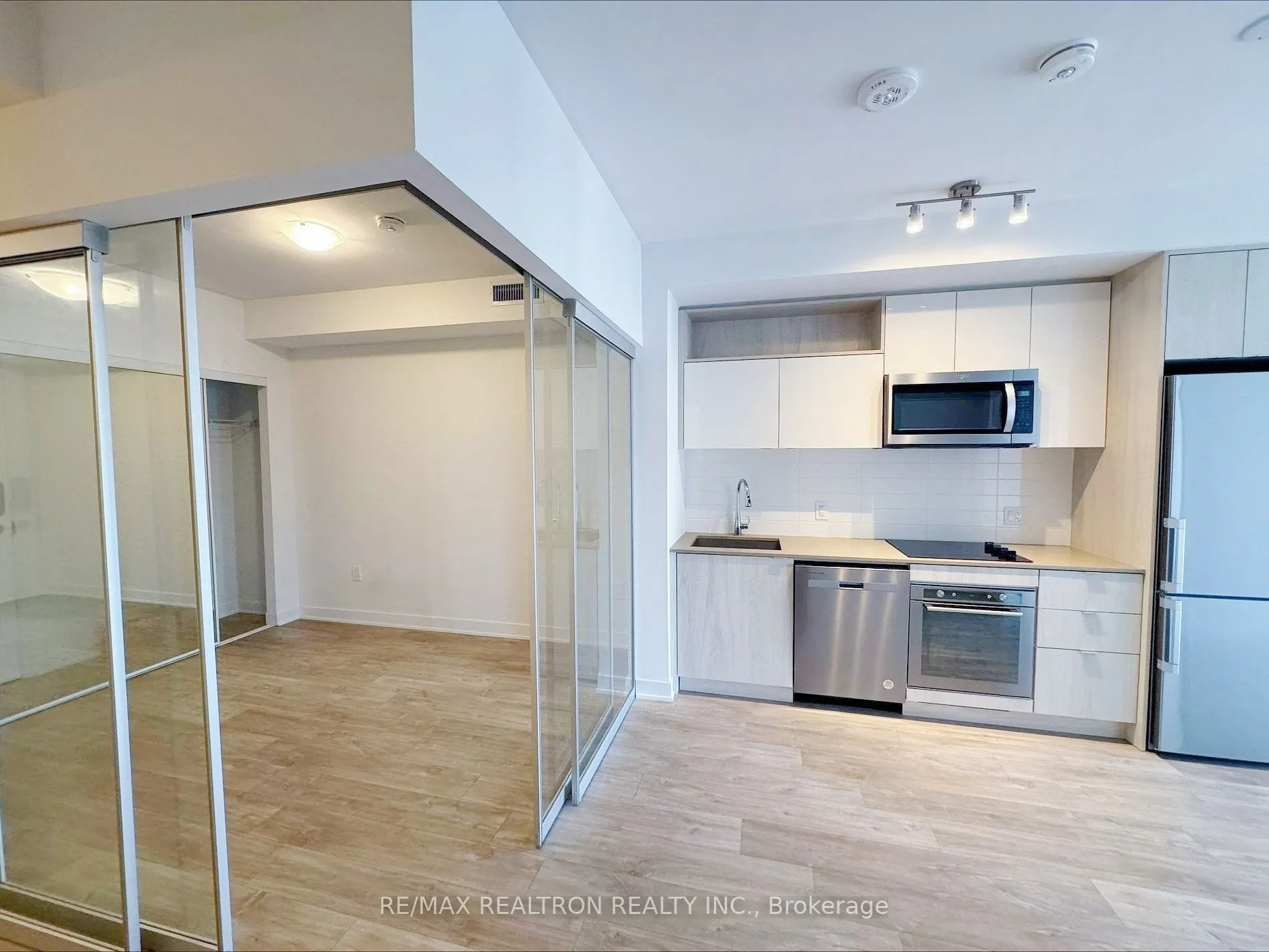 60 Princess Street, #922 SE