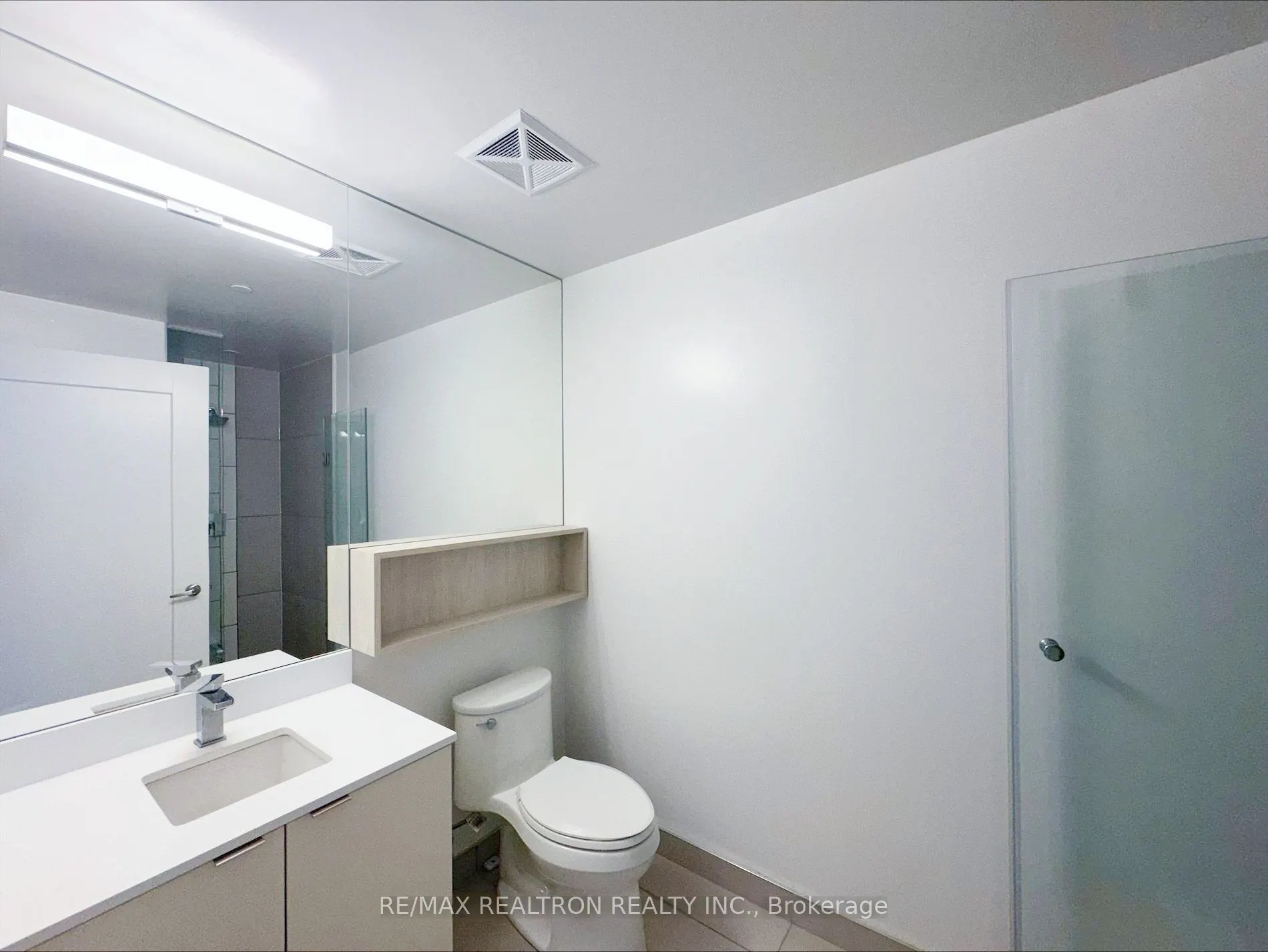 60 Princess Street, #922 SE