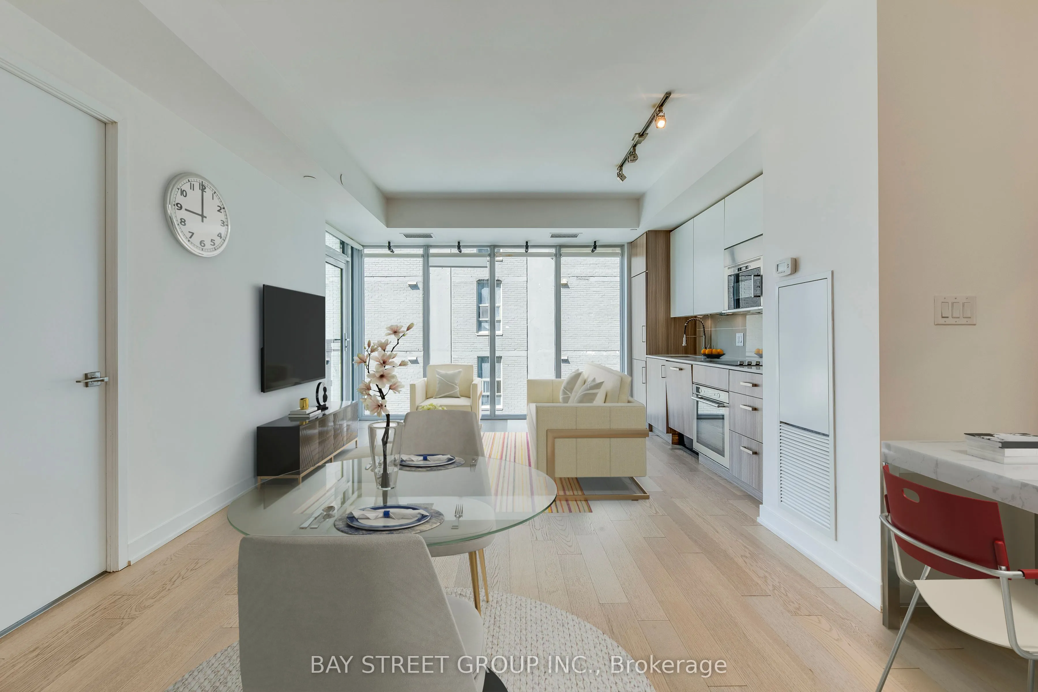 17 Dundonald Street, #1601