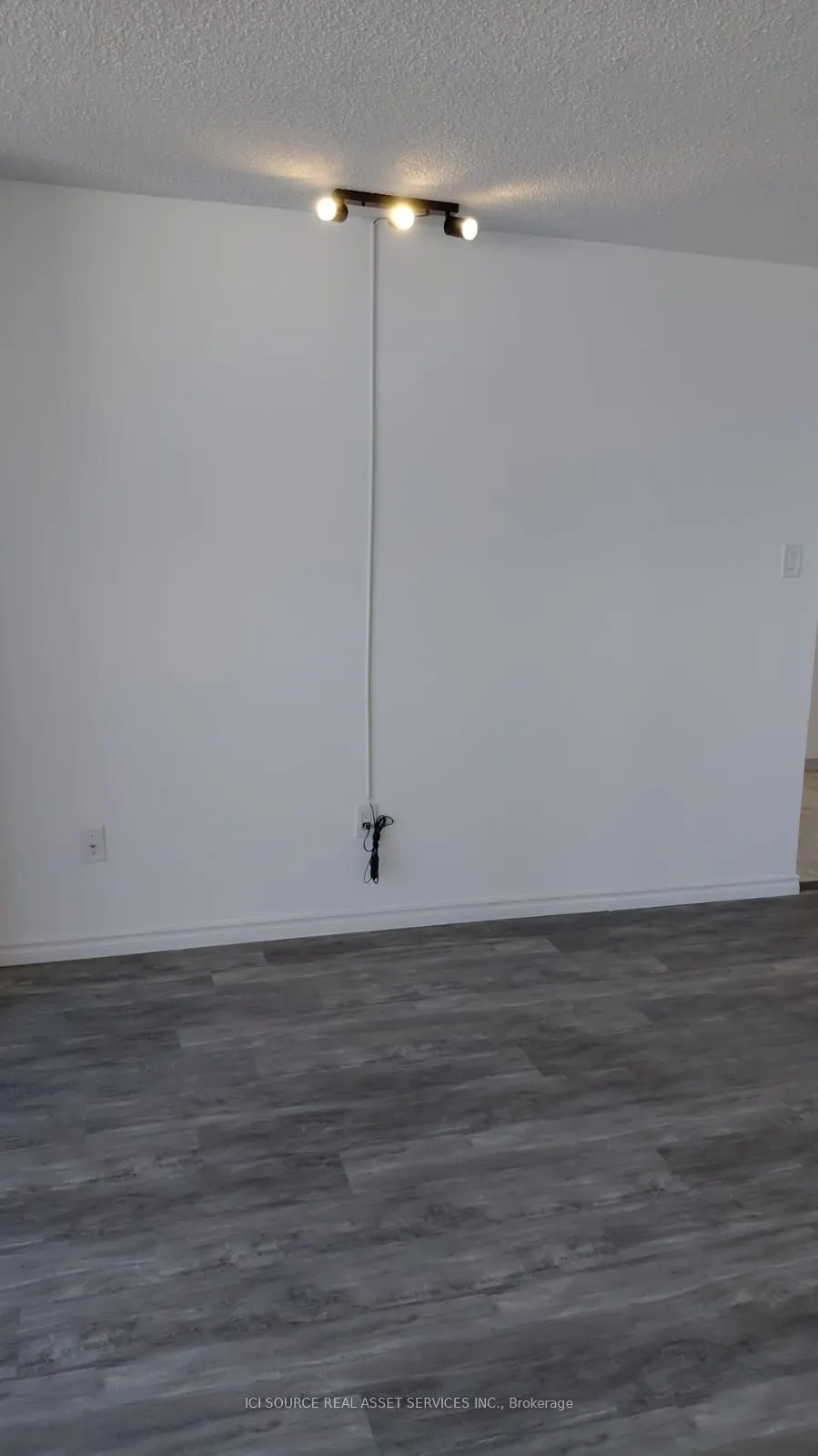 80 Antibes Drive, #2303