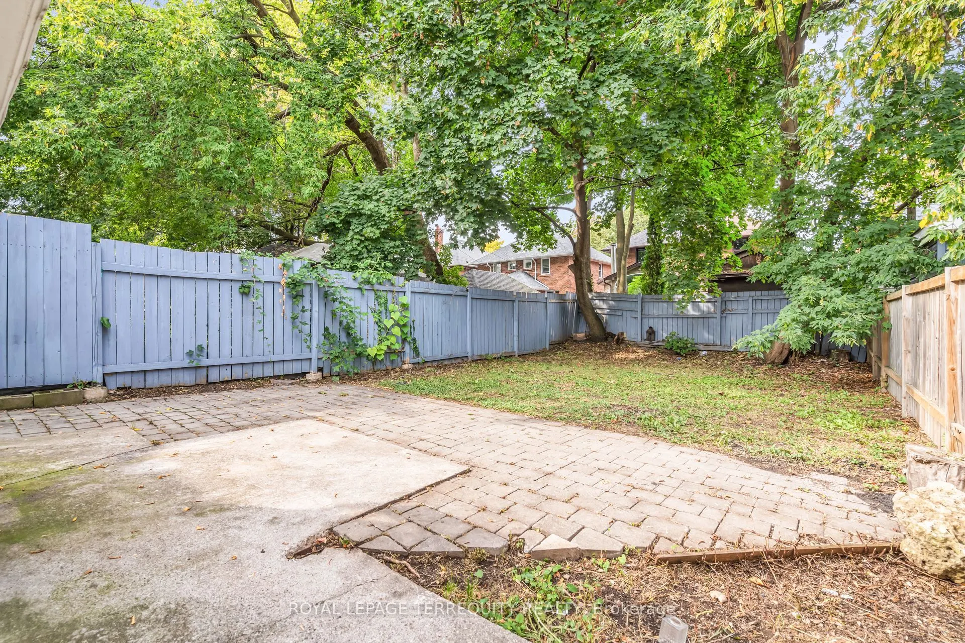 78 Lawrence Avenue W