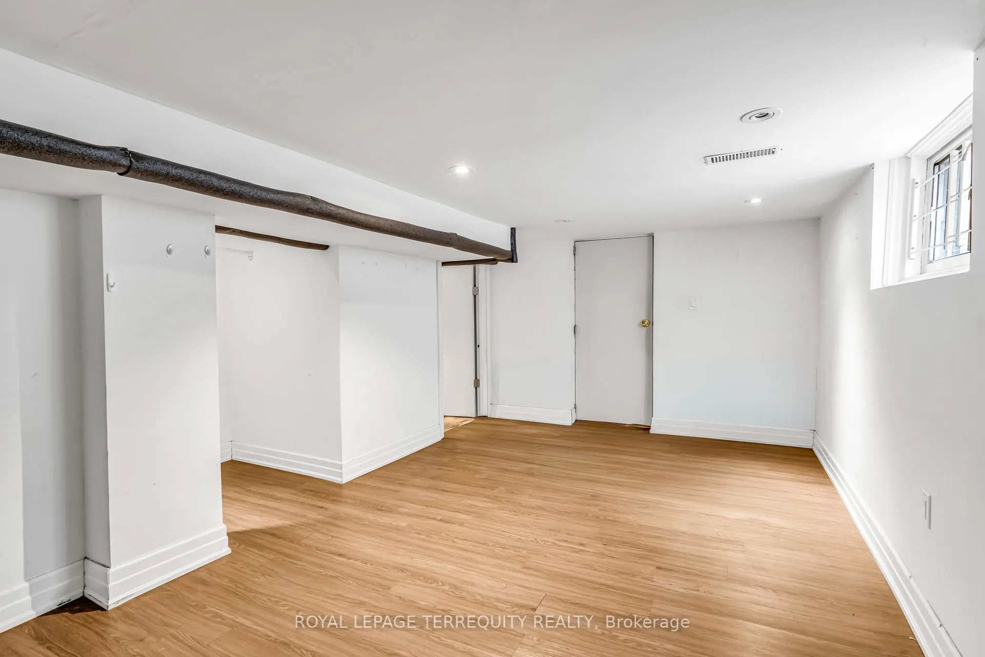78 Lawrence Avenue W