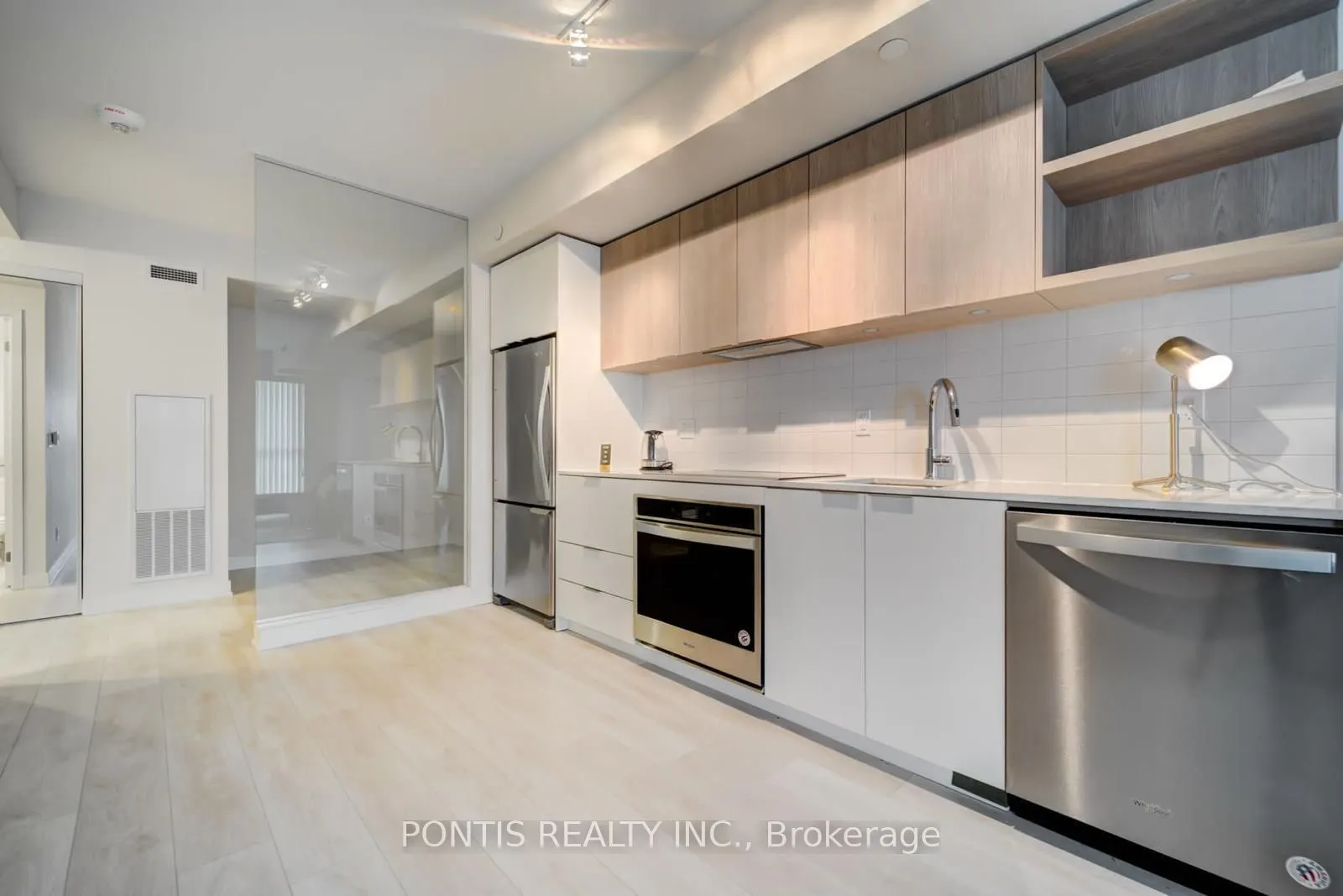 6 Sonic Way, #506