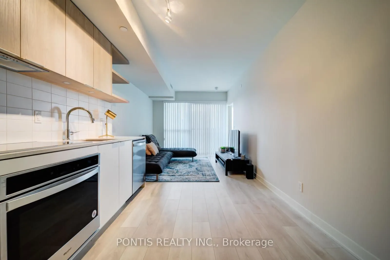 6 Sonic Way, #506