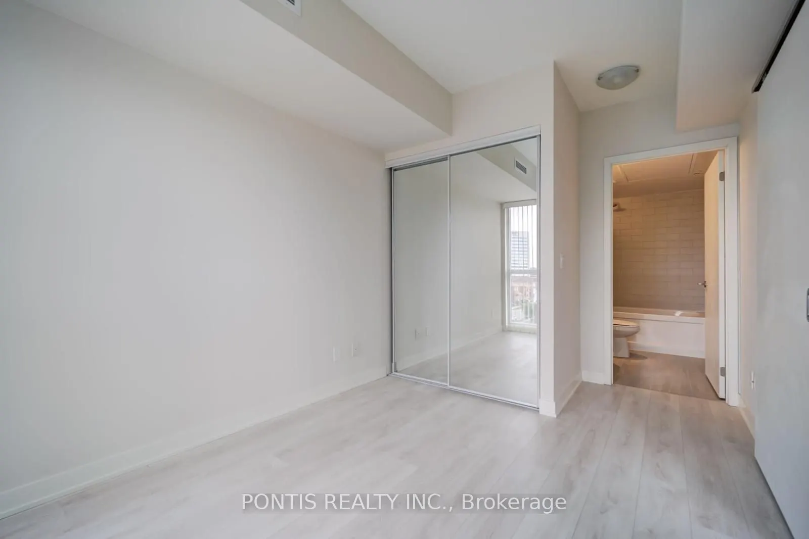 6 Sonic Way, #506