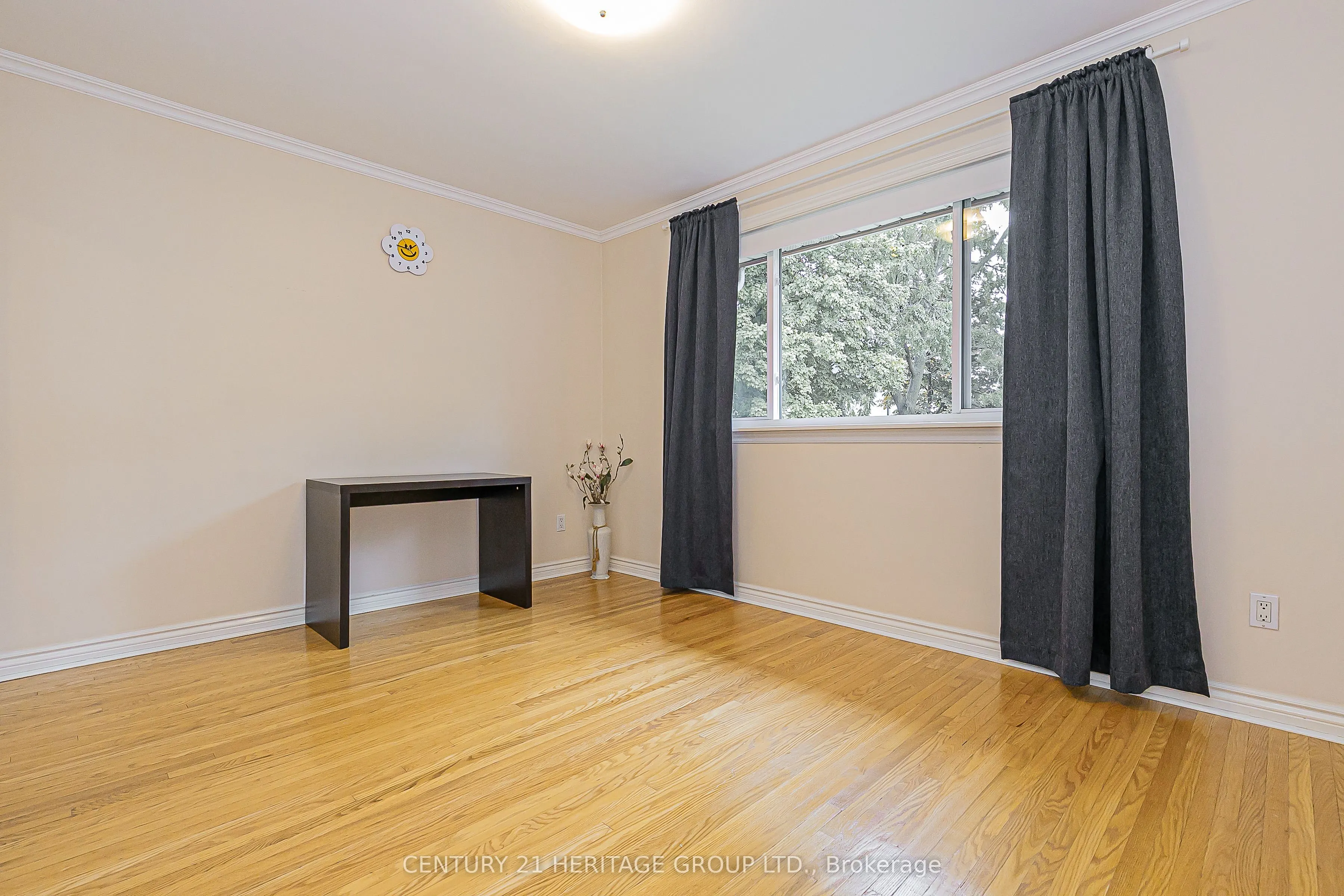 53 Caronport Crescent