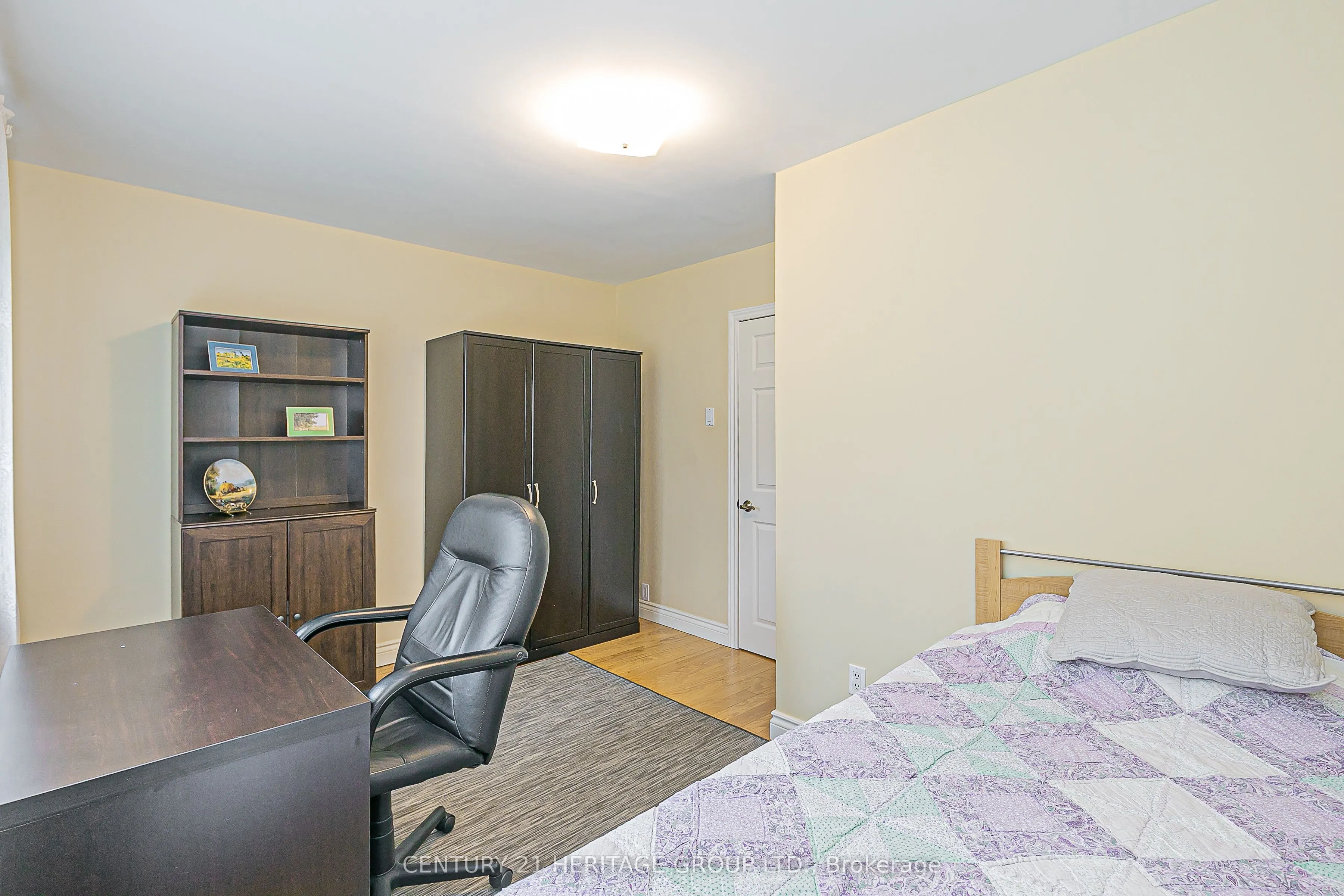 53 Caronport Crescent