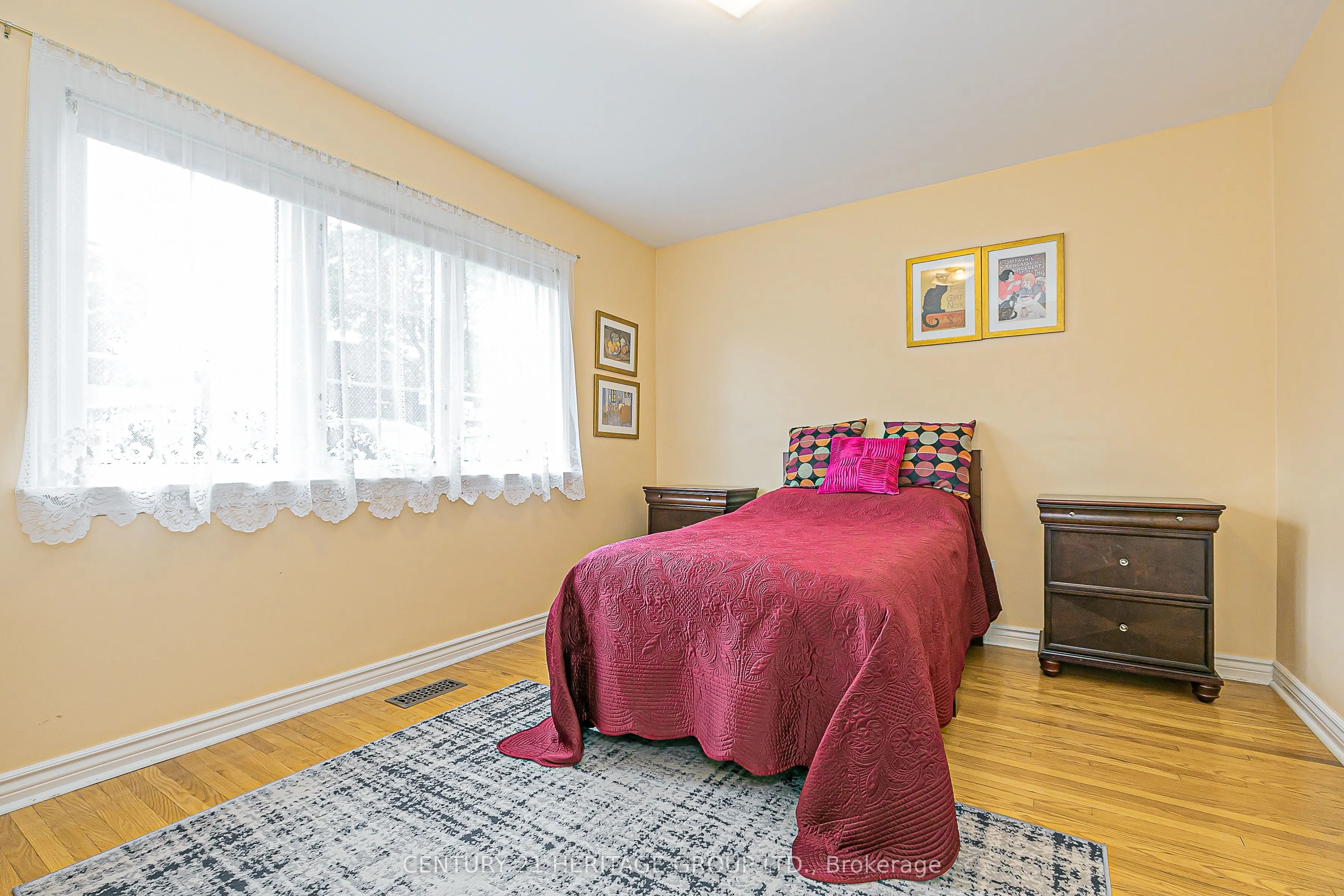 53 Caronport Crescent