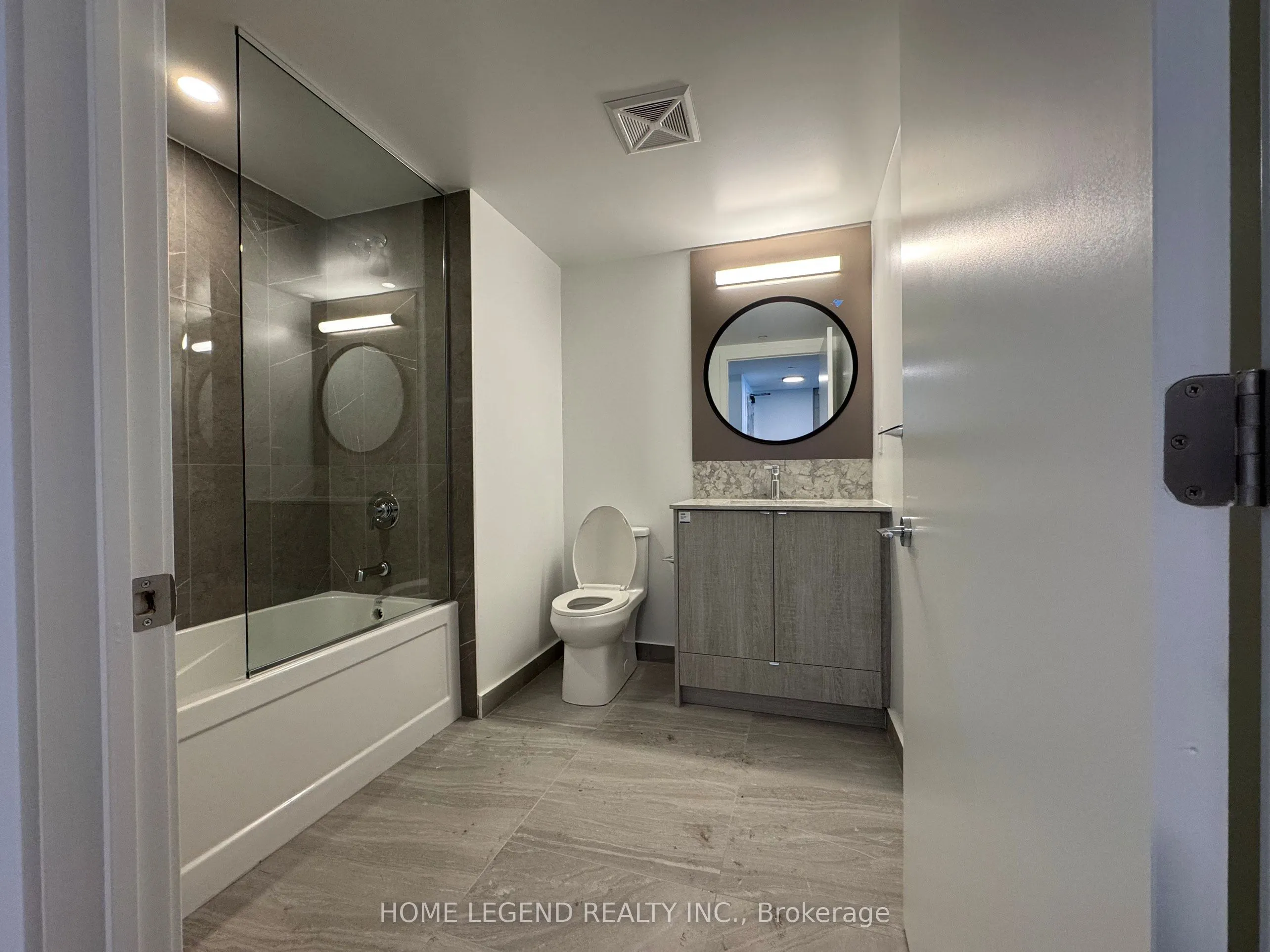 771 Yonge Street, #1007