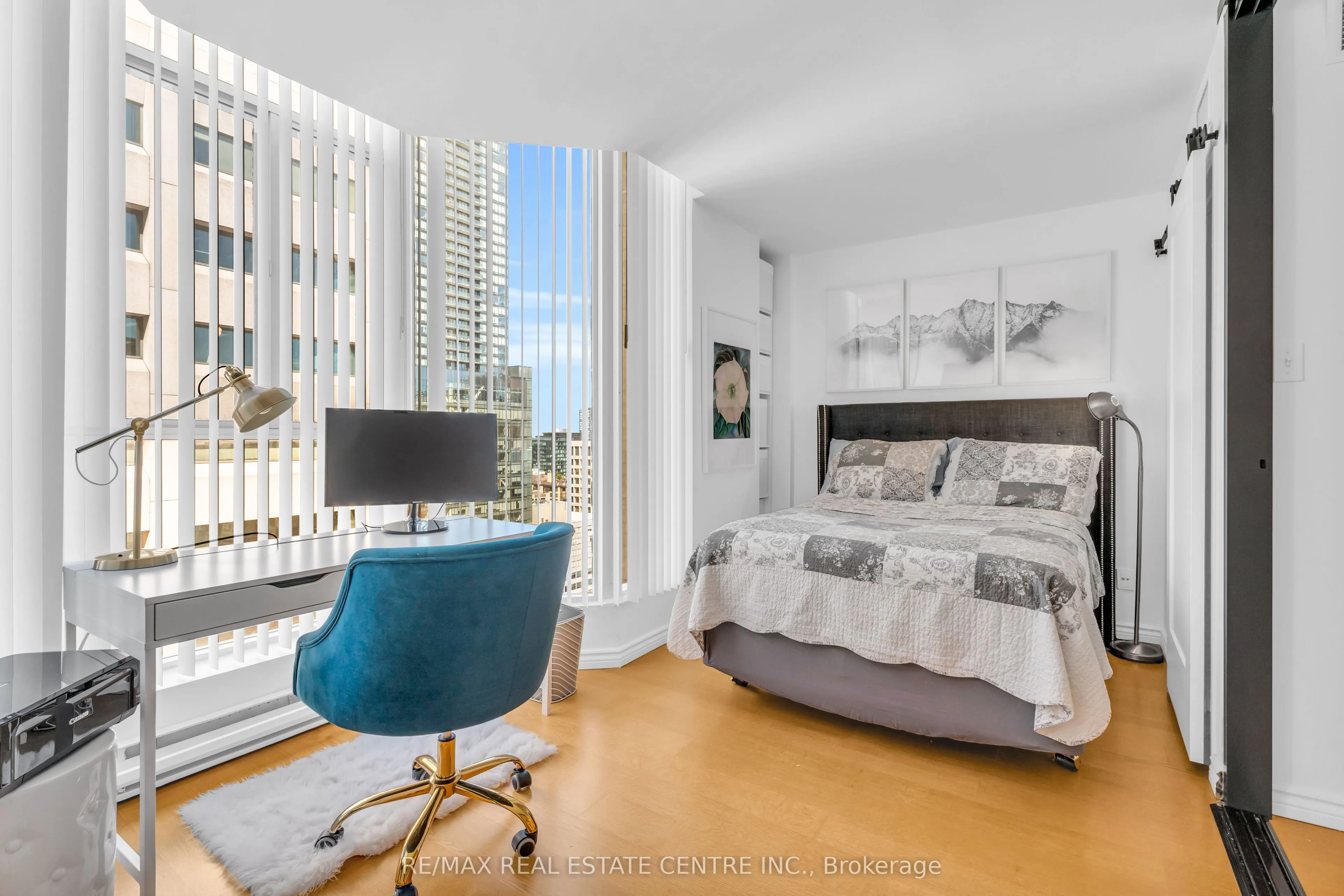 55 Centre Avenue, #2504