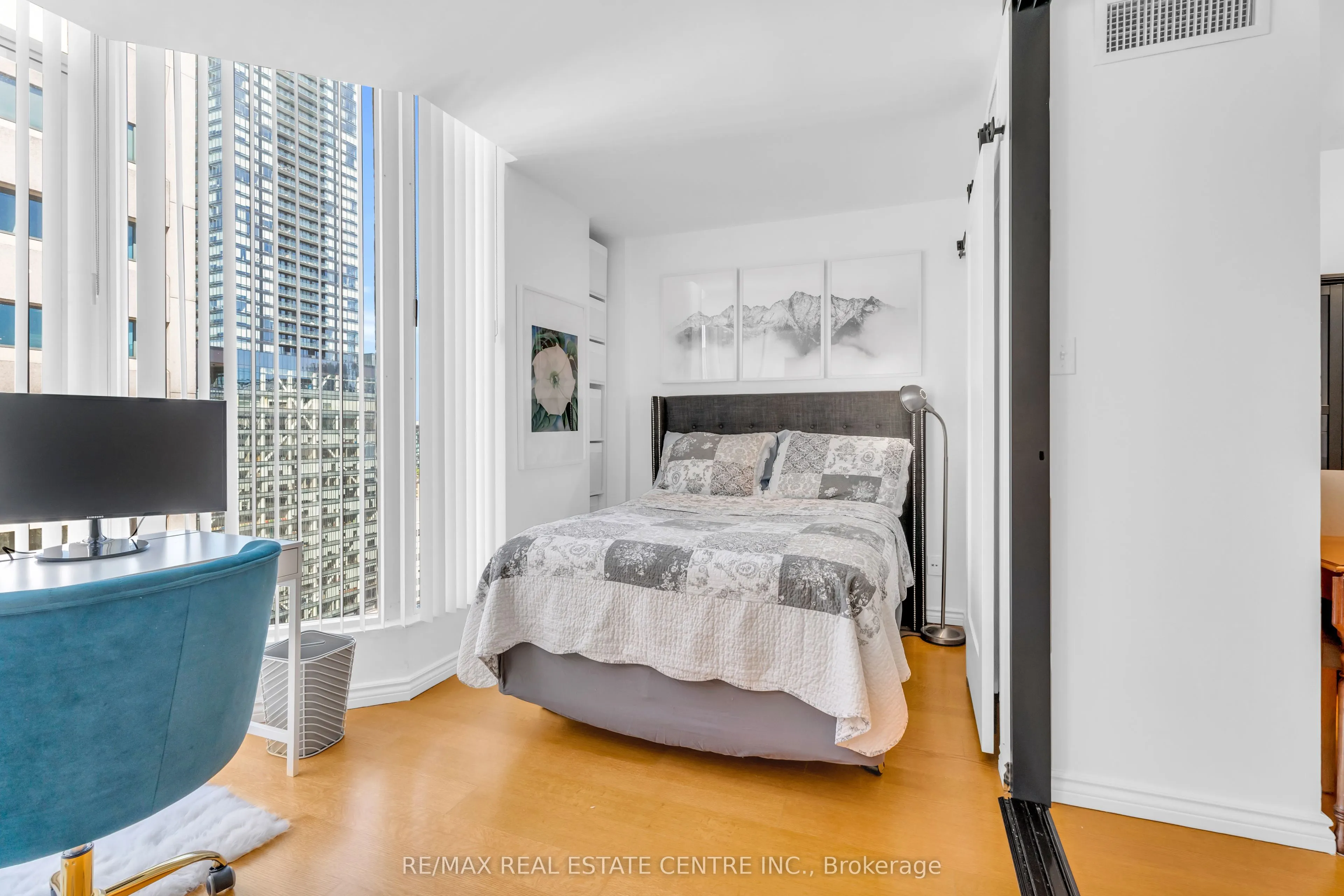 55 Centre Avenue, #2504