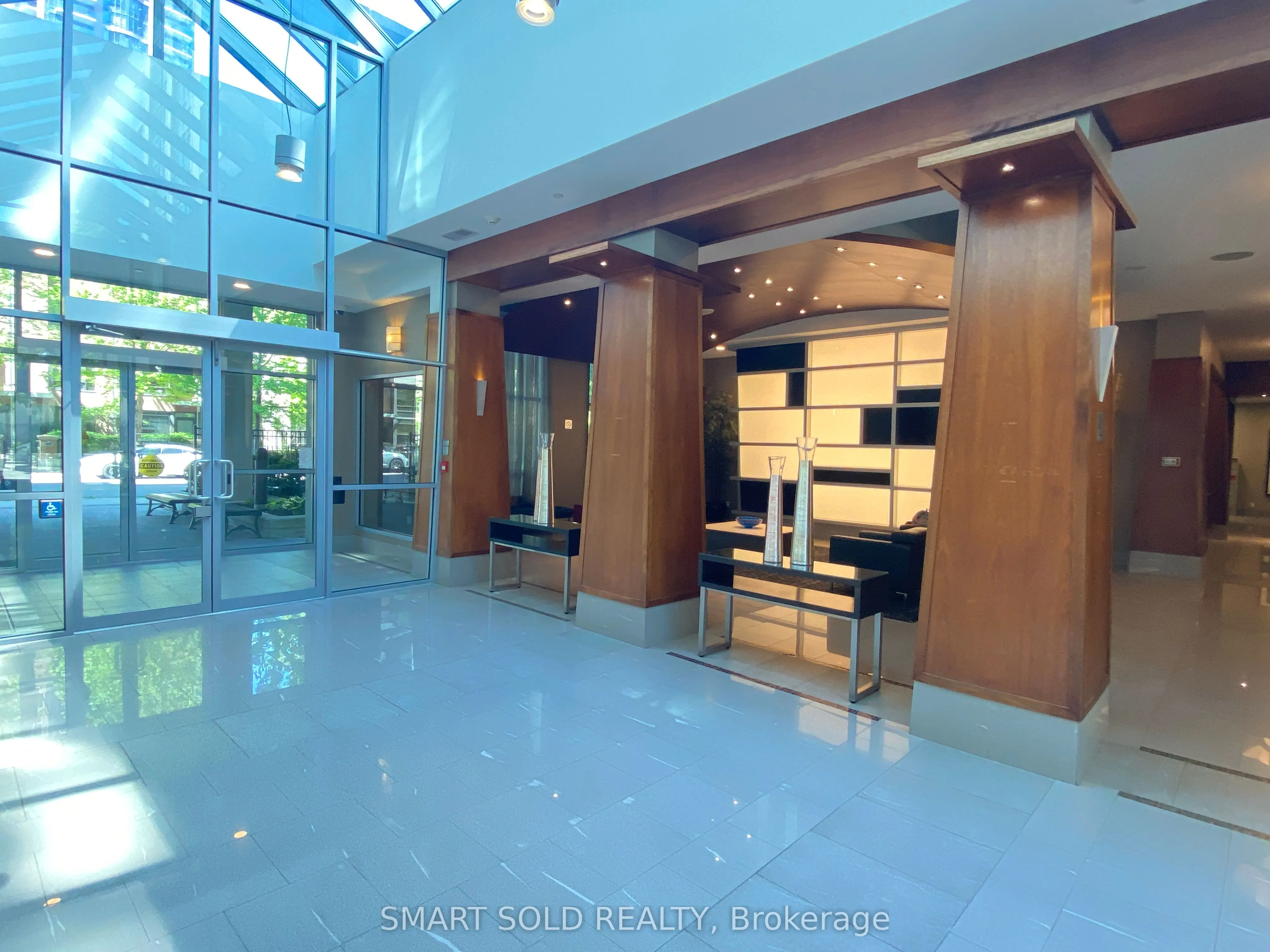 35 Bales Avenue, #309