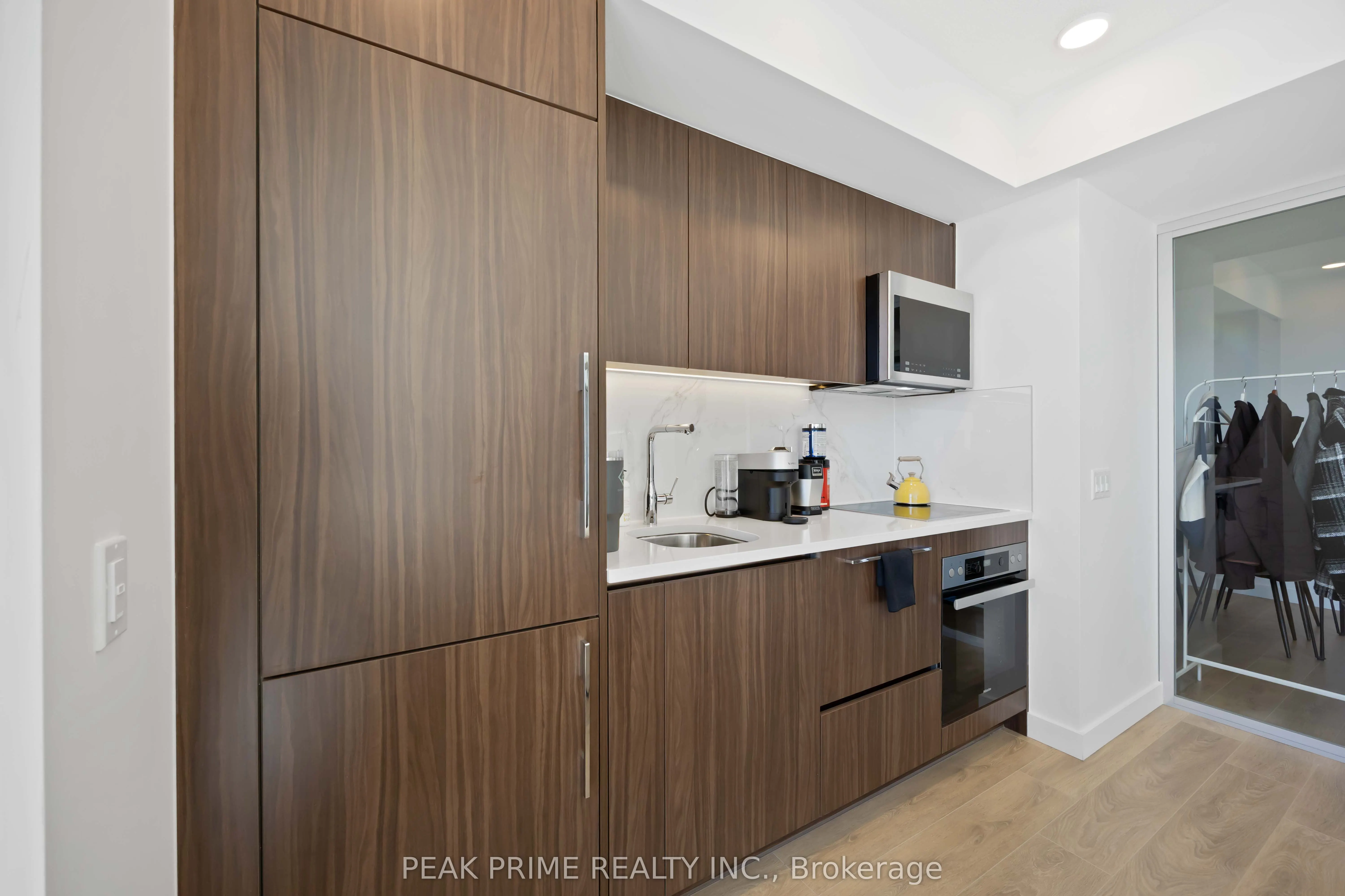 38 Widmer Street, #2610