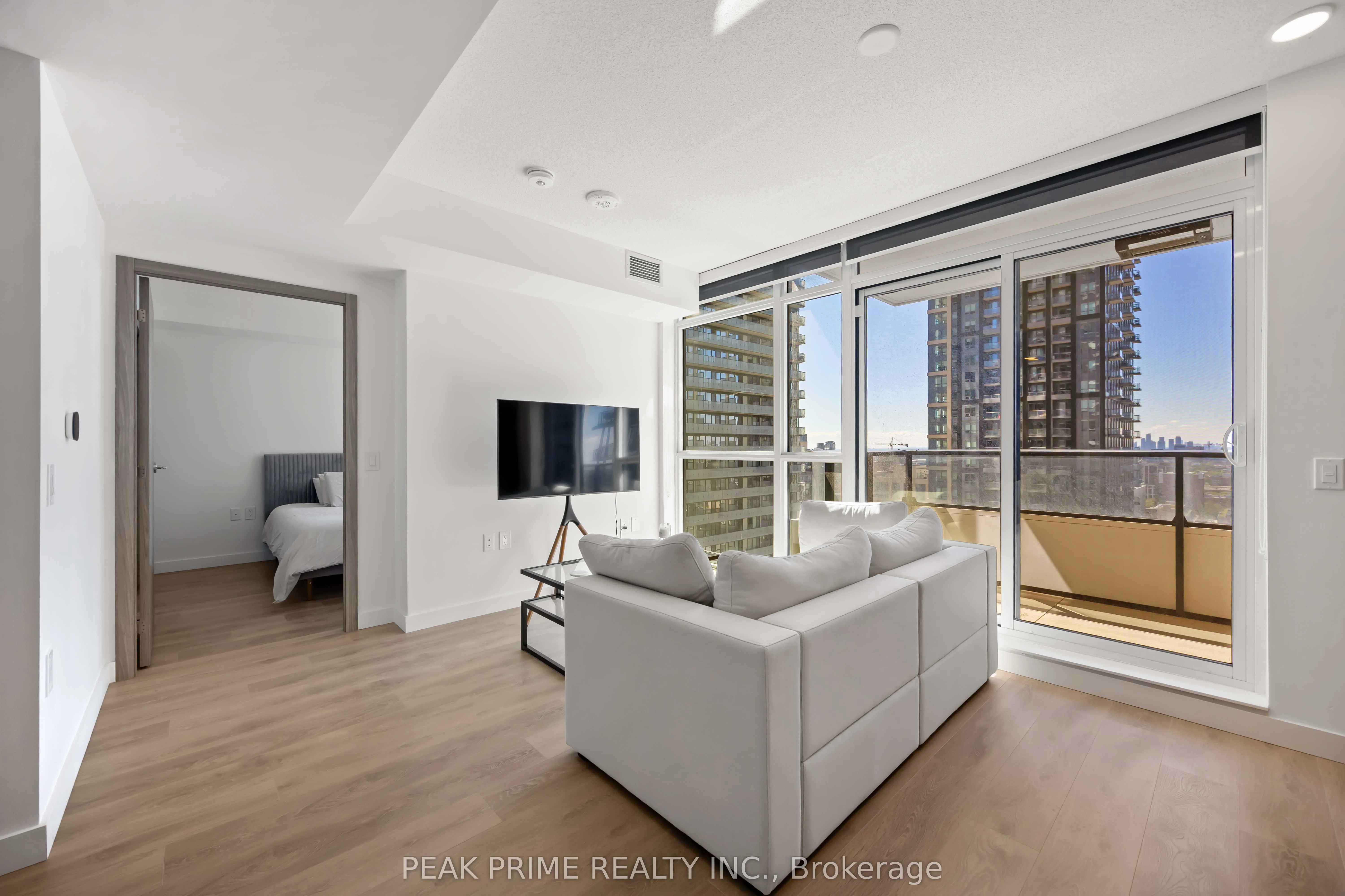 38 Widmer Street, #2610