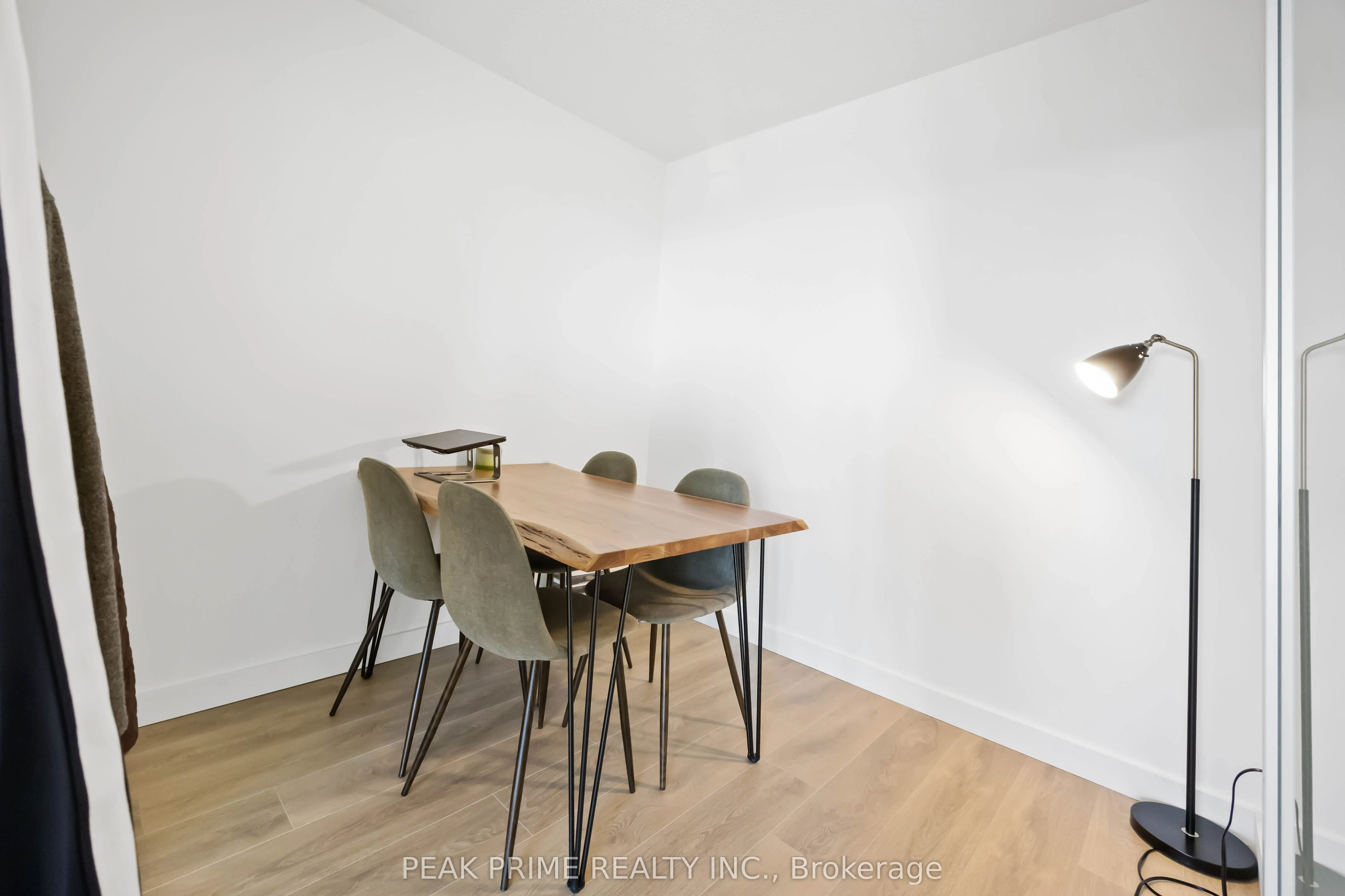 38 Widmer Street, #2610