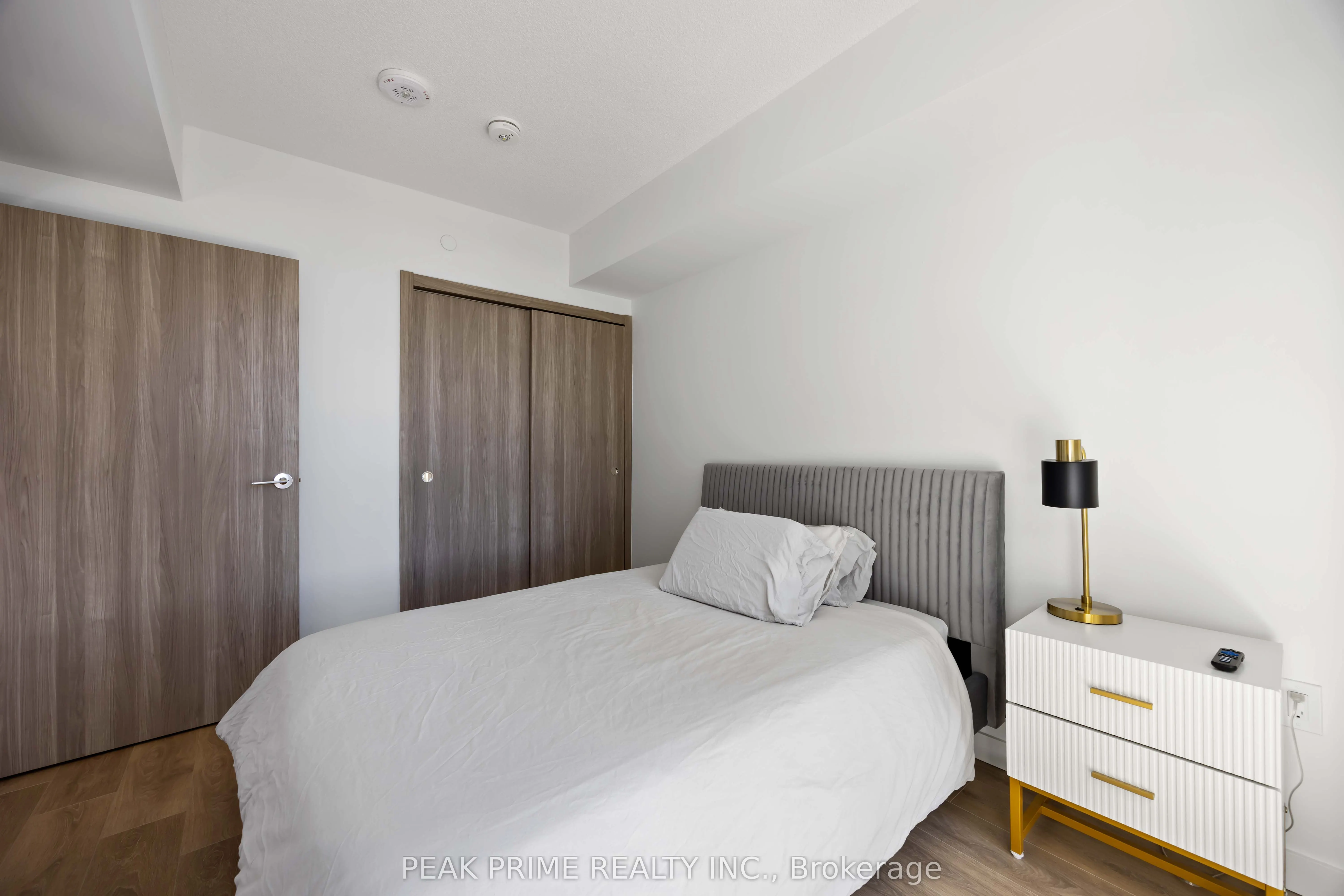 38 Widmer Street, #2610